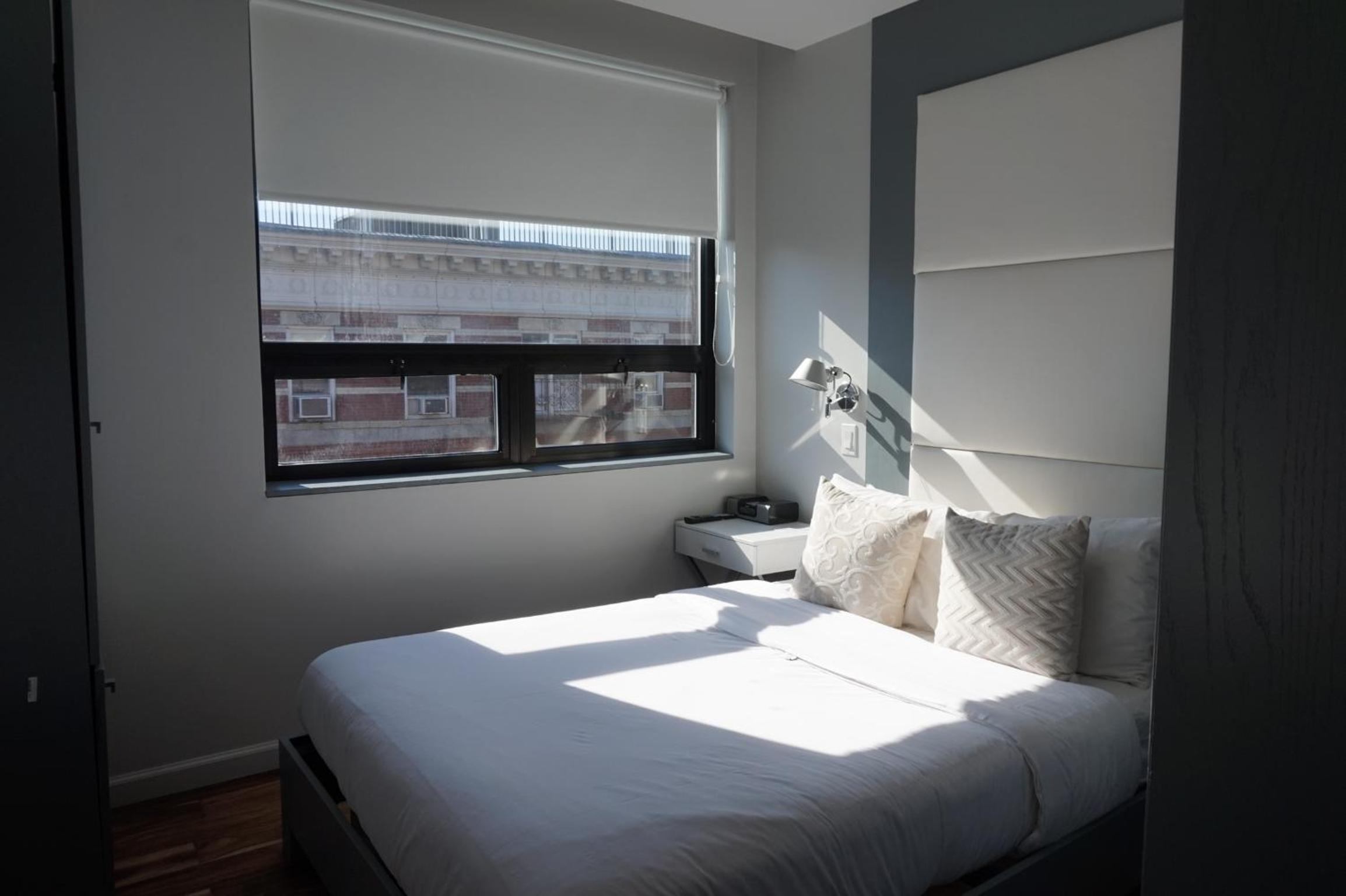 Standard Queen Room photo 3