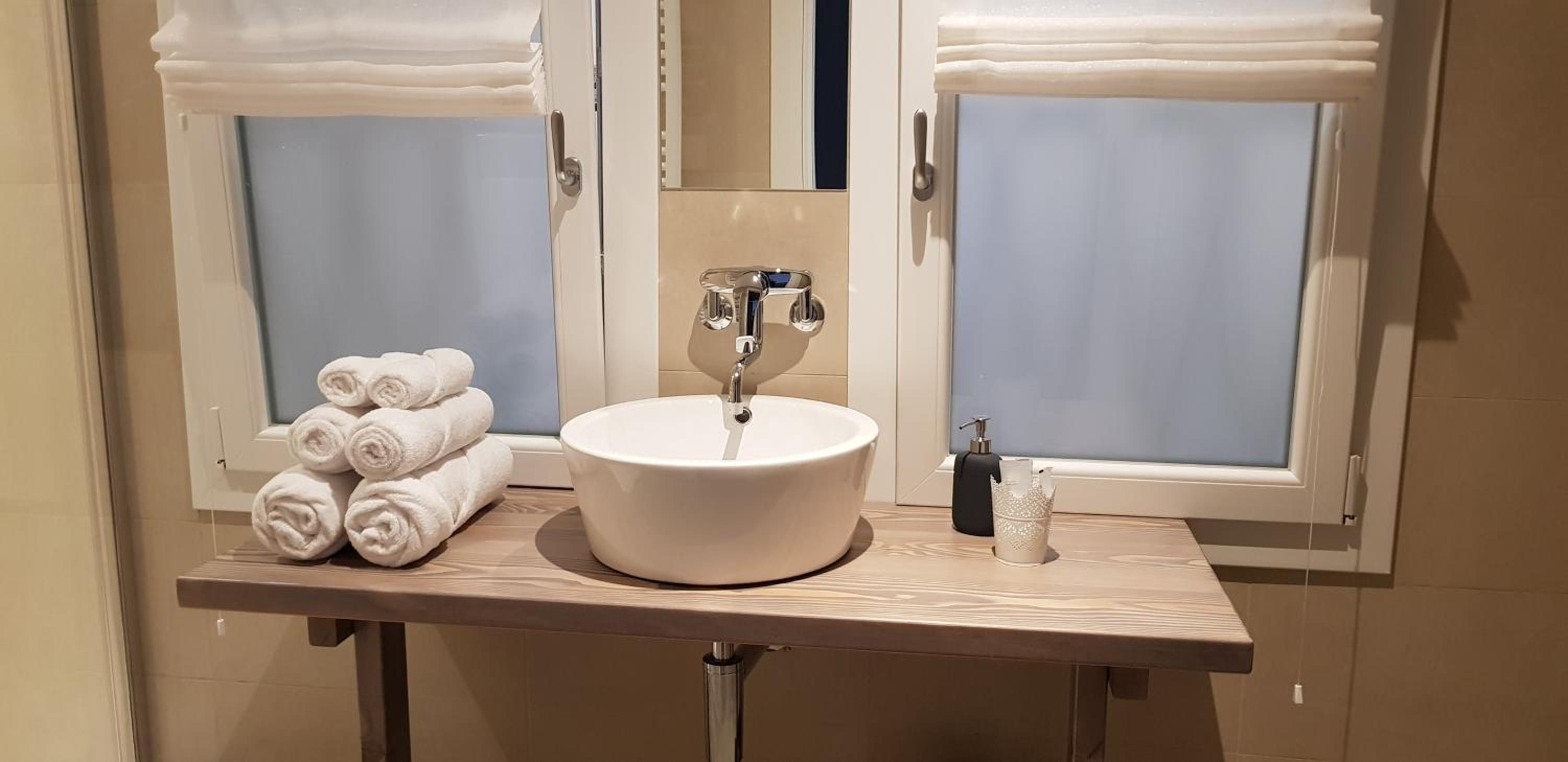 Suite with City View photo 2