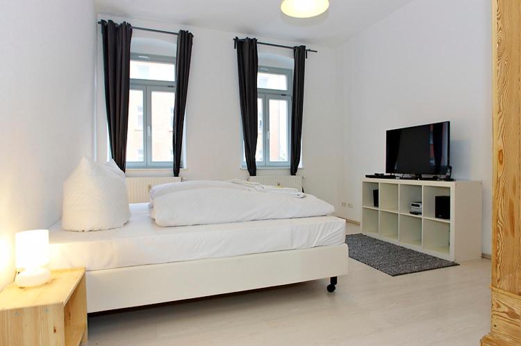 One-Bedroom Apartment photo 3