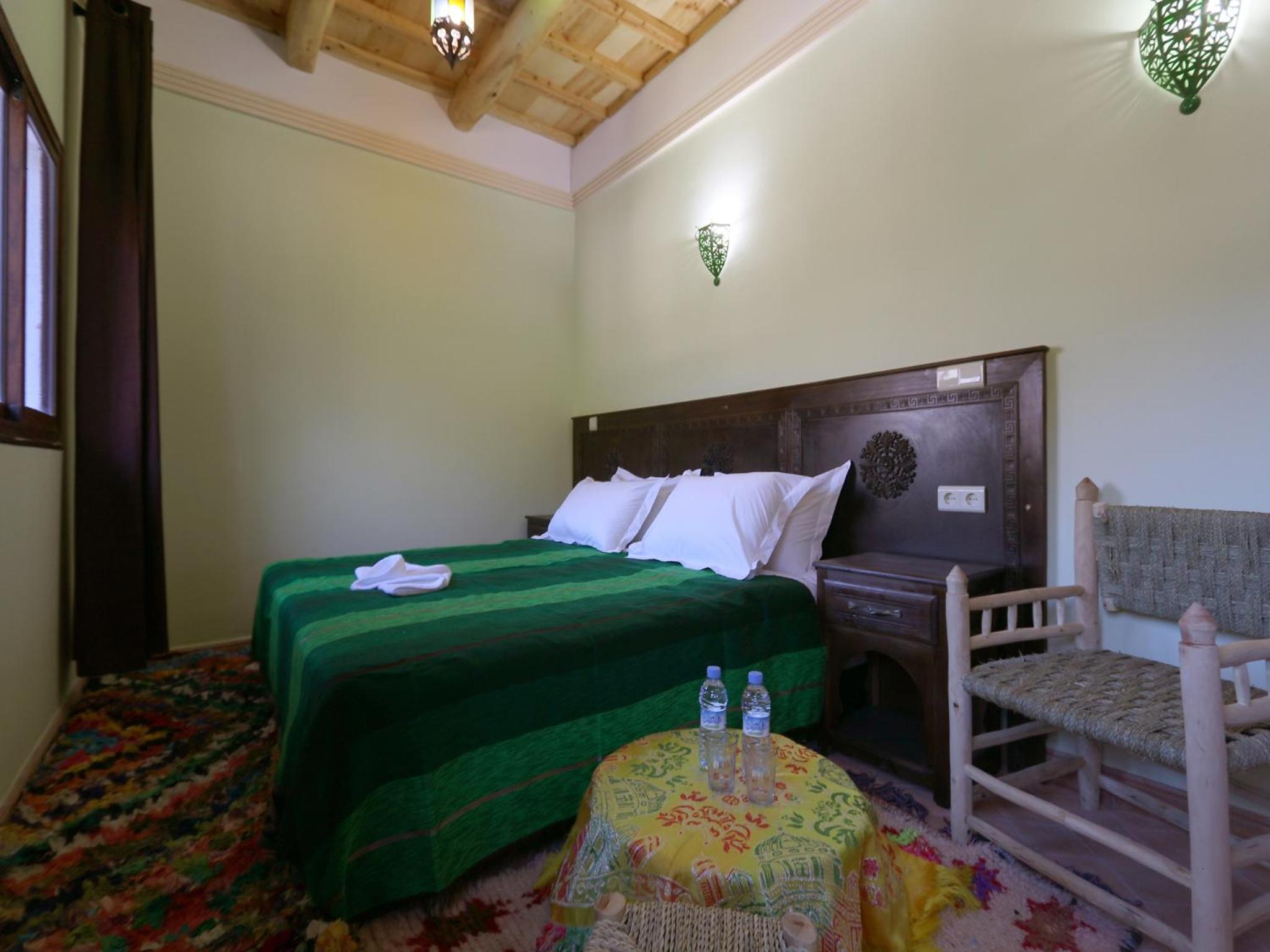 Double or Twin Room with Mountain View - Photo 11