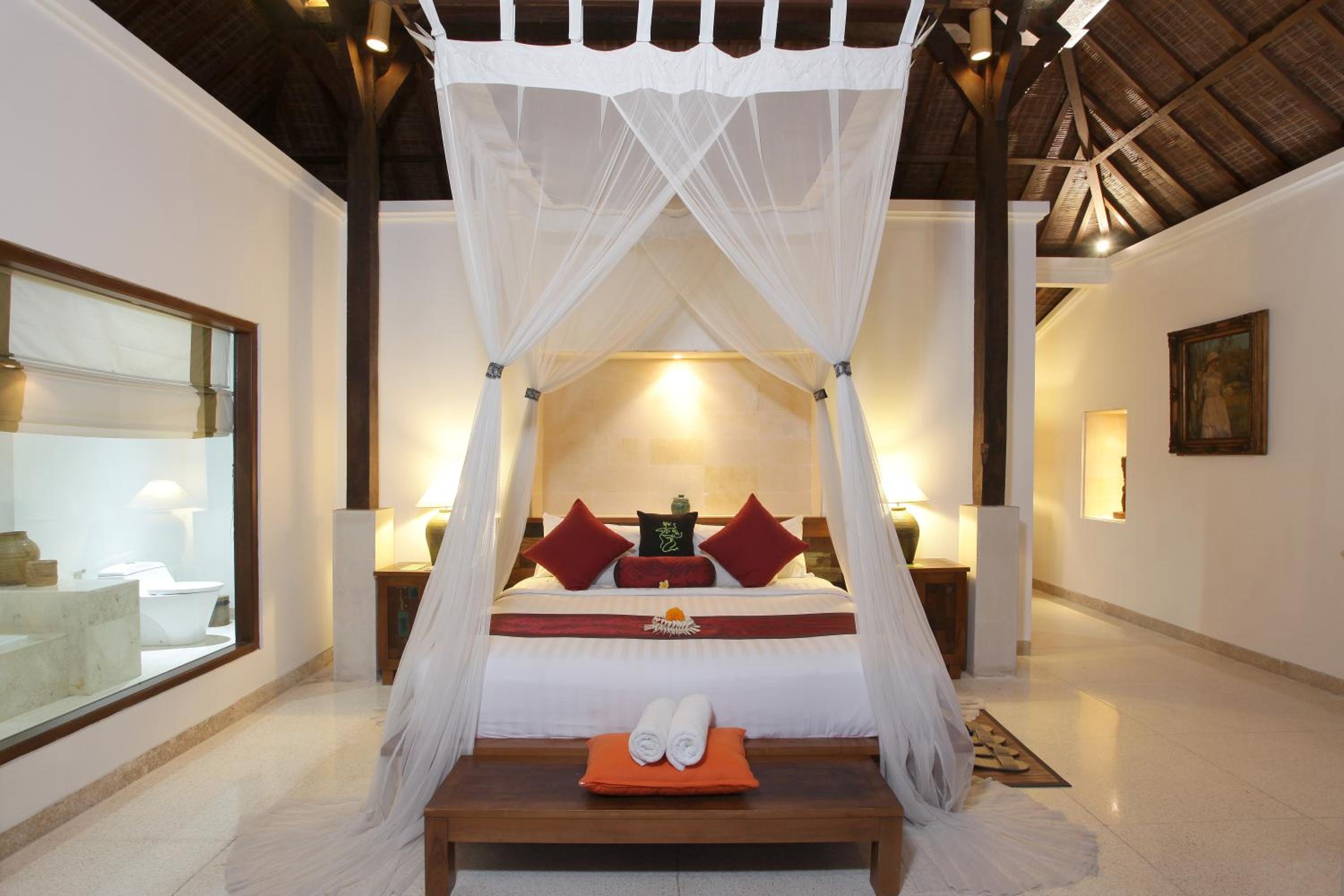 One-Bedroom Private Pool Villa with Jungle View