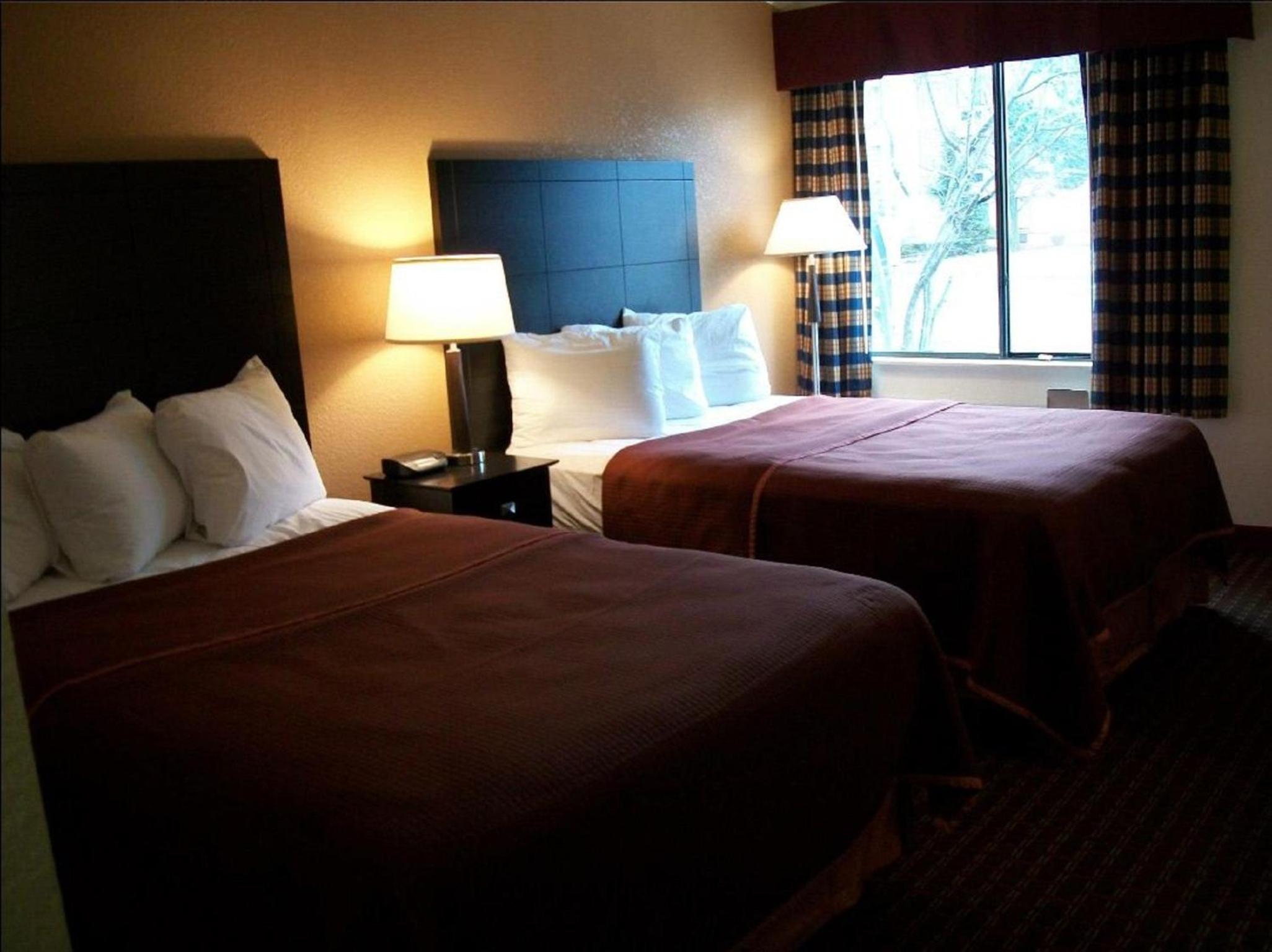Budget Double Room - Photo 1