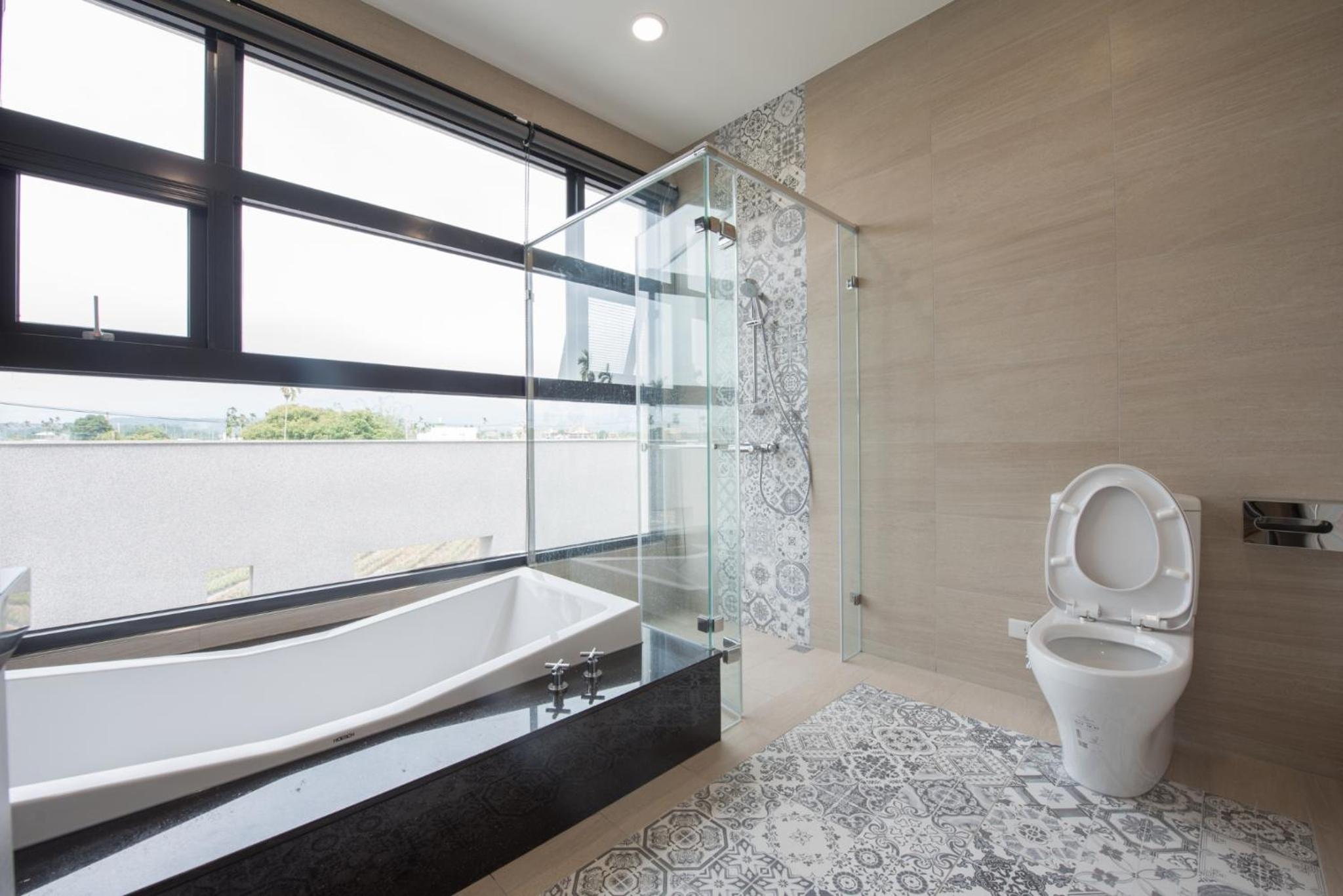 Deluxe Double Room with Bath photo 3