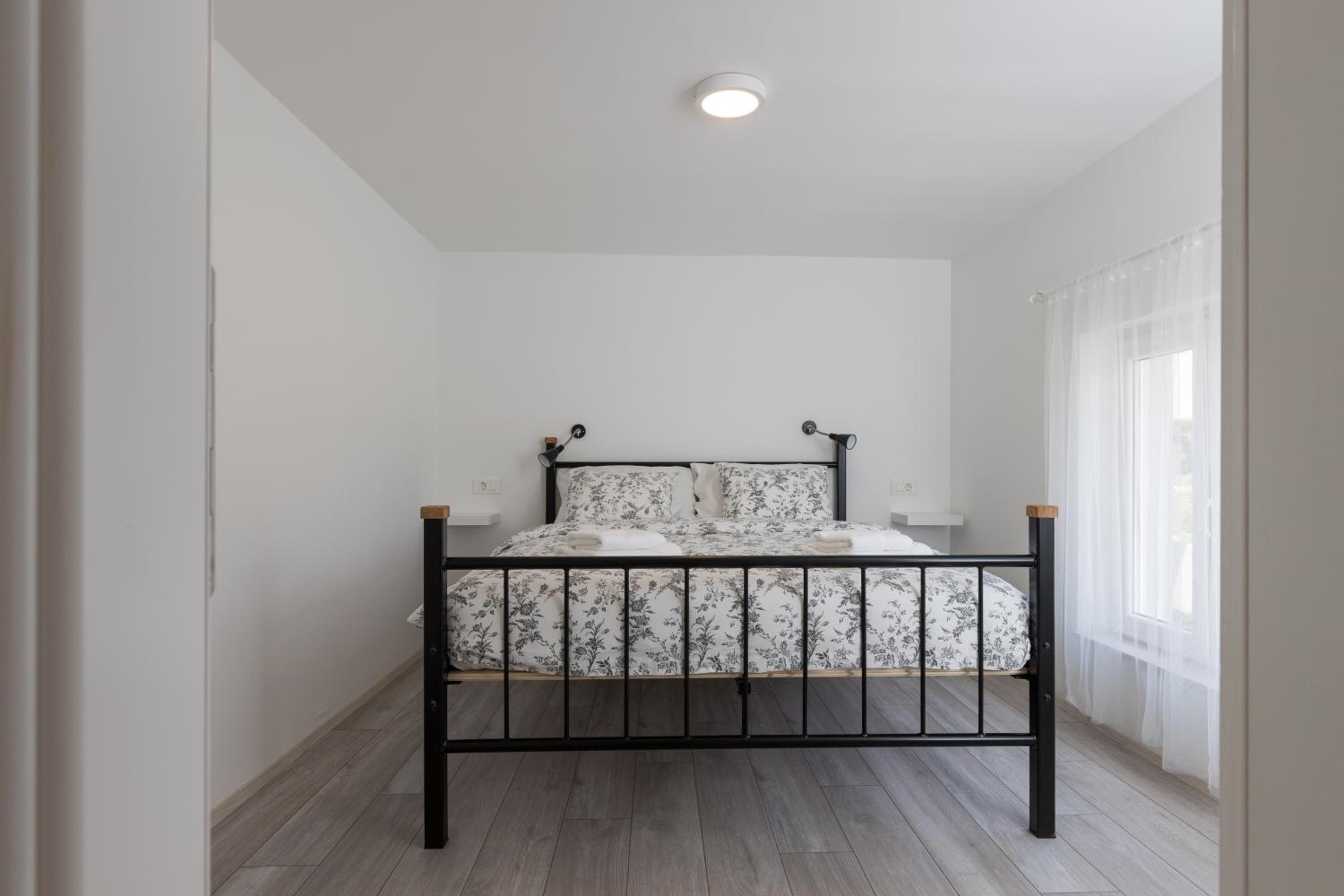 Premium Two-Bedroom Apartment with Terrace photo 3