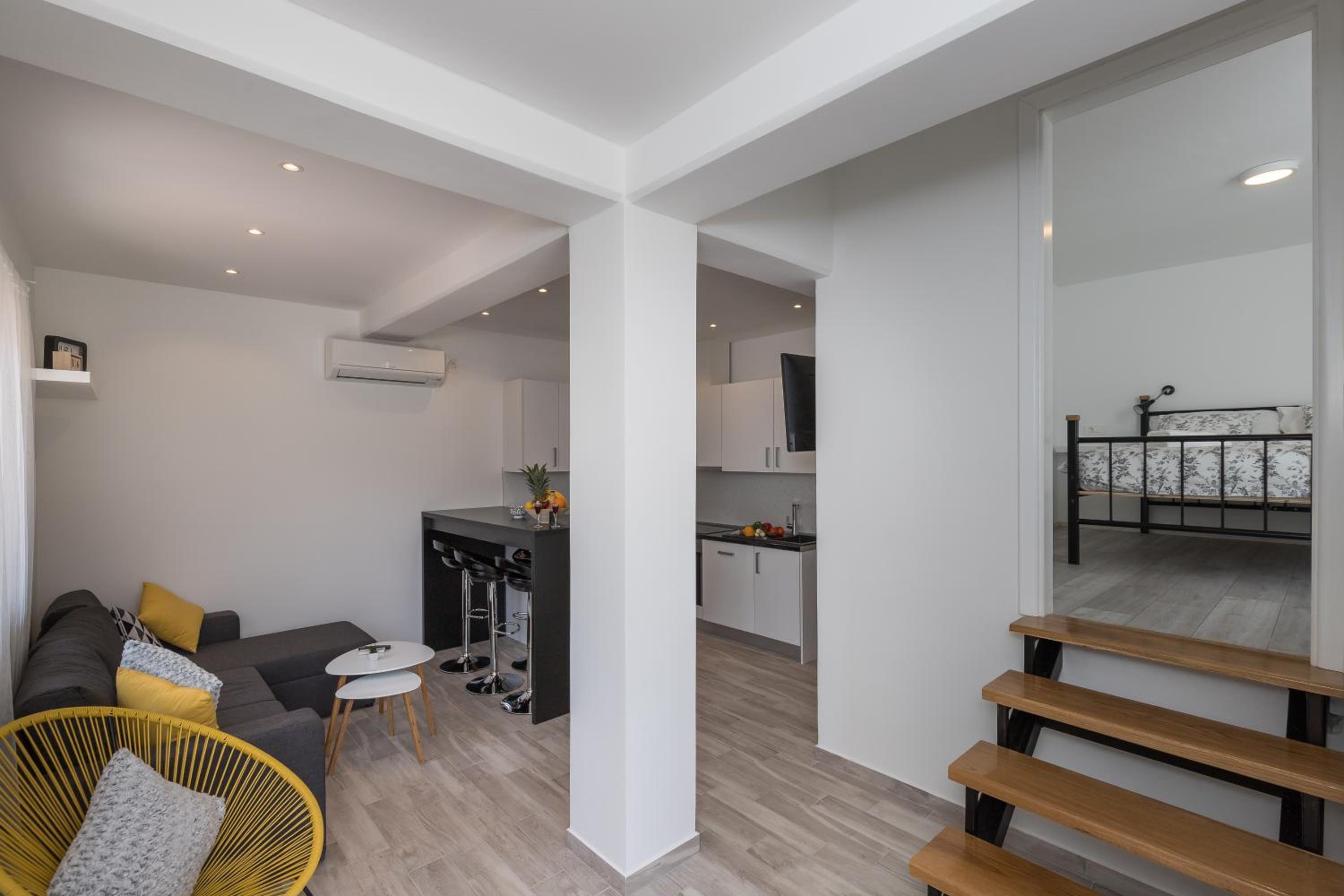 Premium Two-Bedroom Apartment with Terrace photo 1