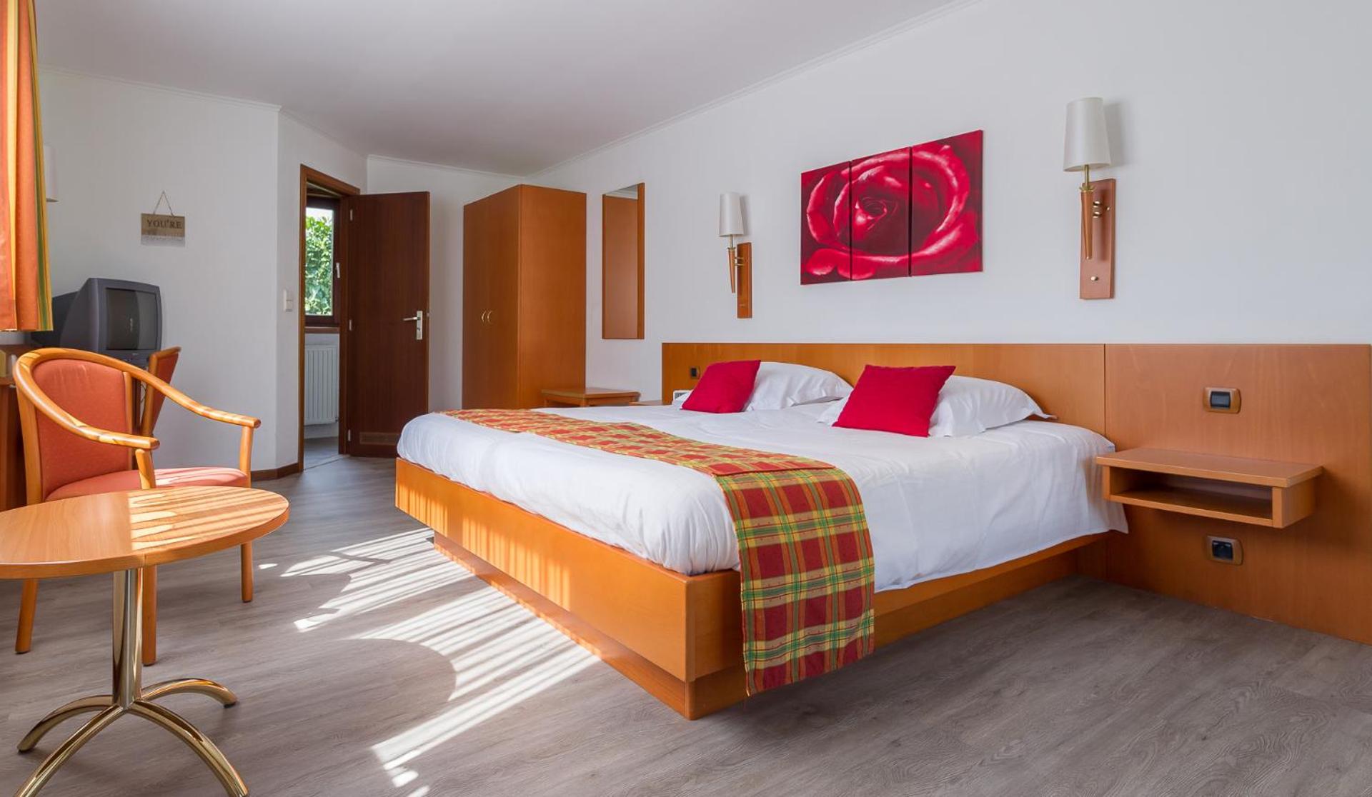 Superior King Room photo 1