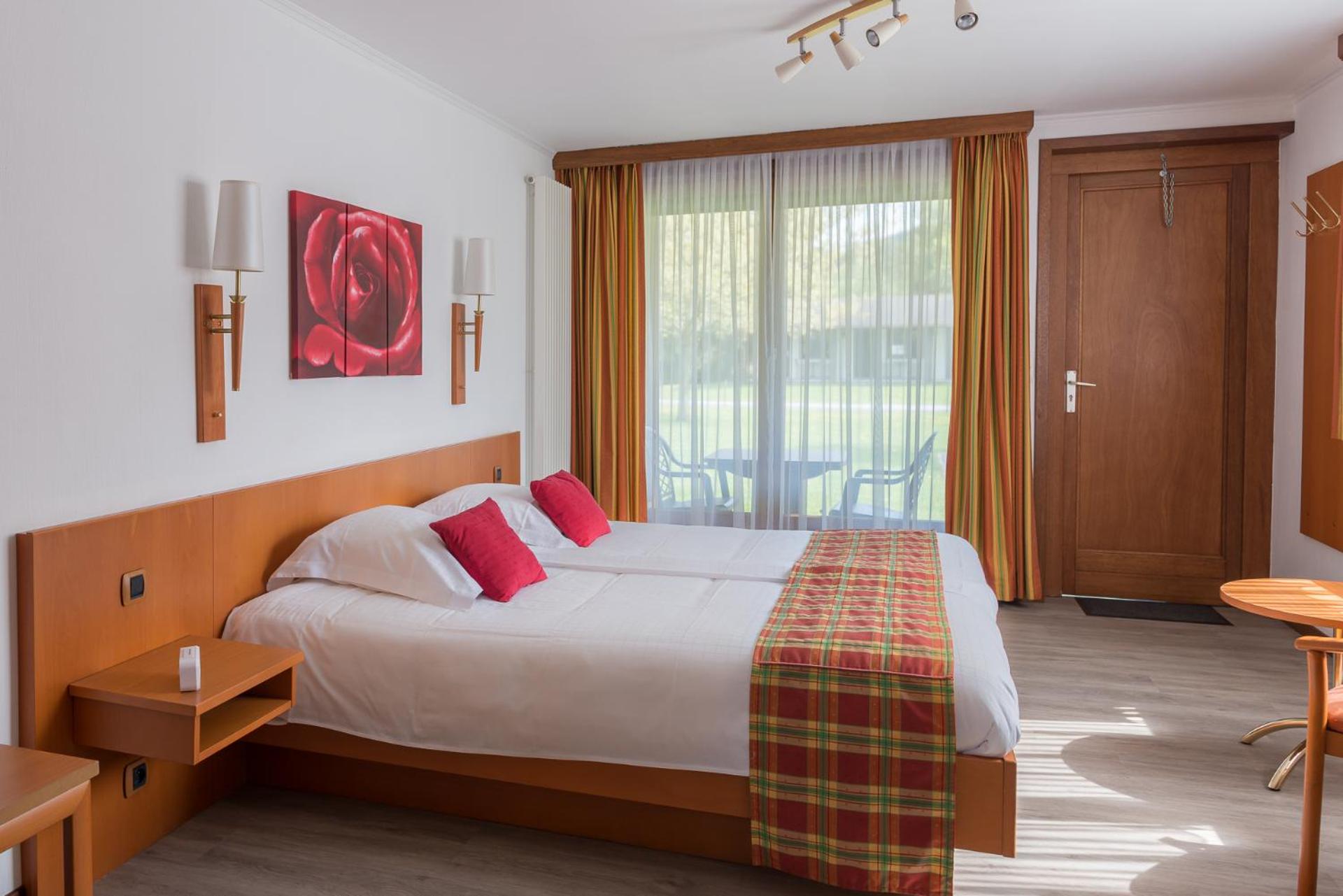 Superior King Room photo 2