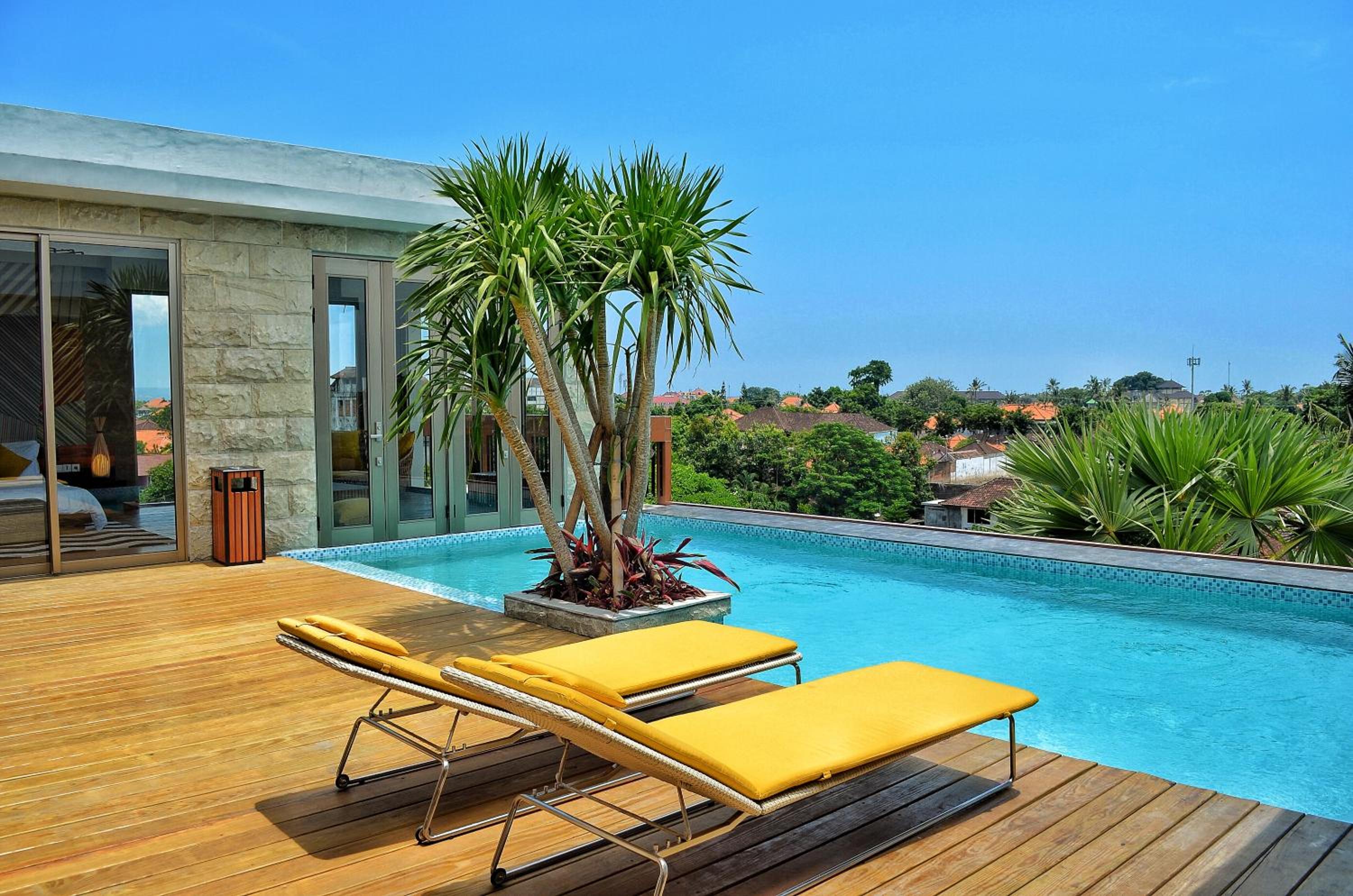 TSun Two-Bedroom Rooftop Villa with Private Pool, All Day Breakfast, Daily Restocked Mini-bar and other Free Benefits thumbnail 5