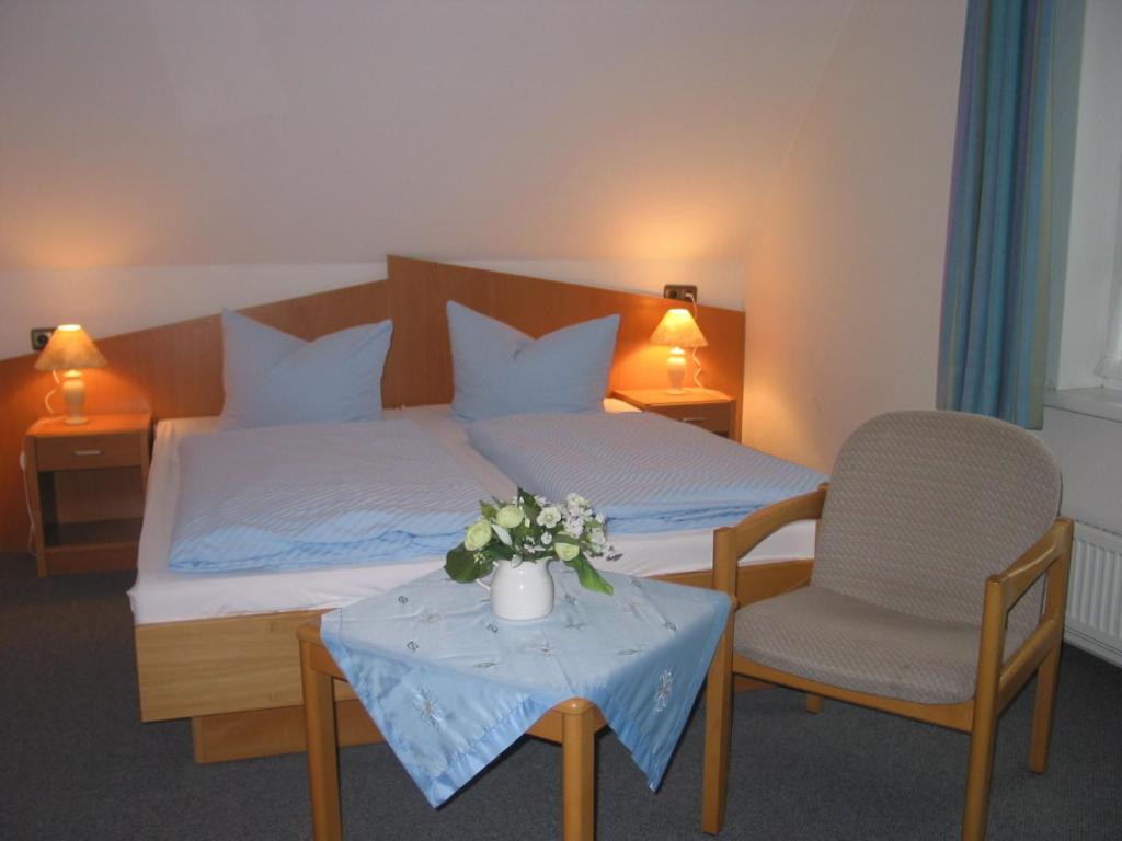 Two-Bedroom House photo 3