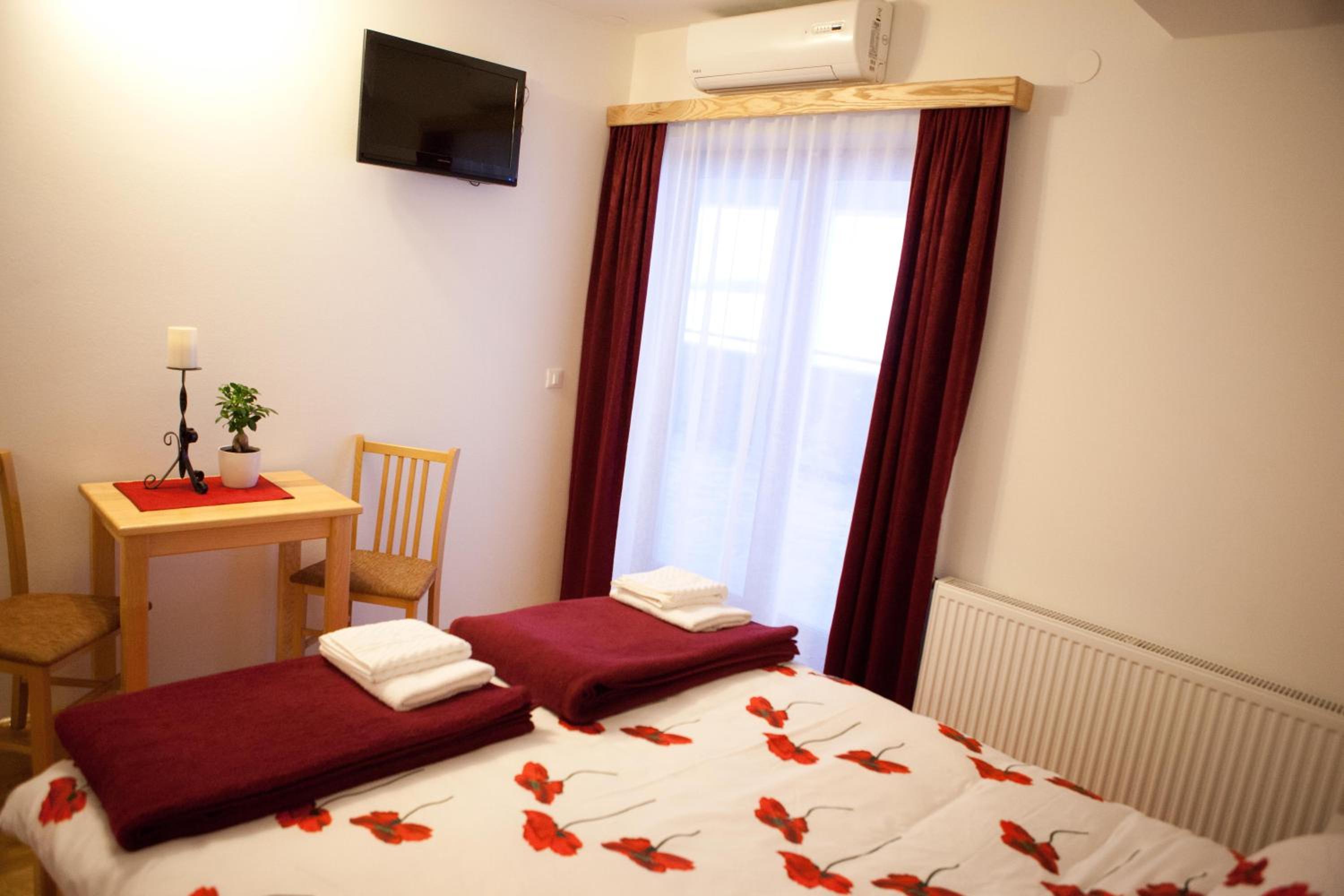 Double Room photo 3