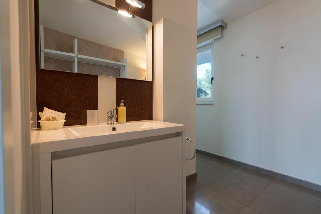 Double or Twin Room - Photo 49