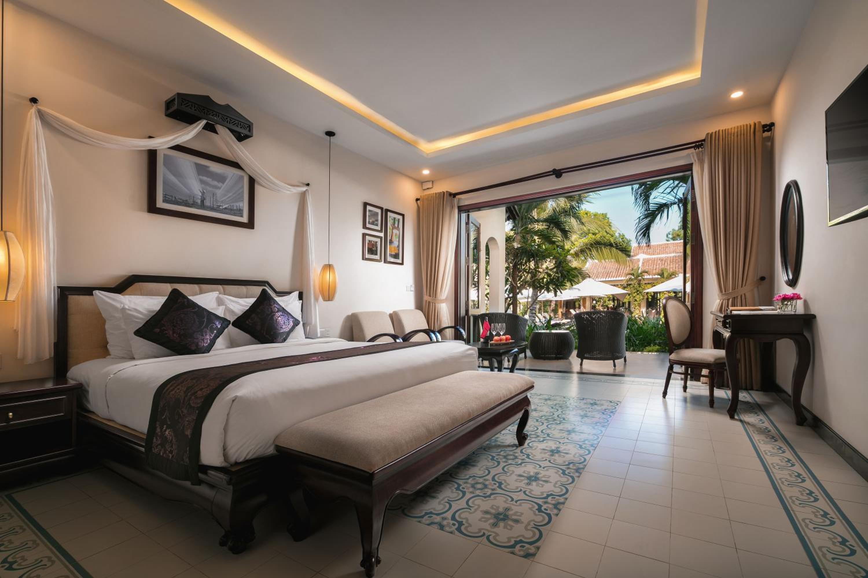 Charm Villa Suite Pool View