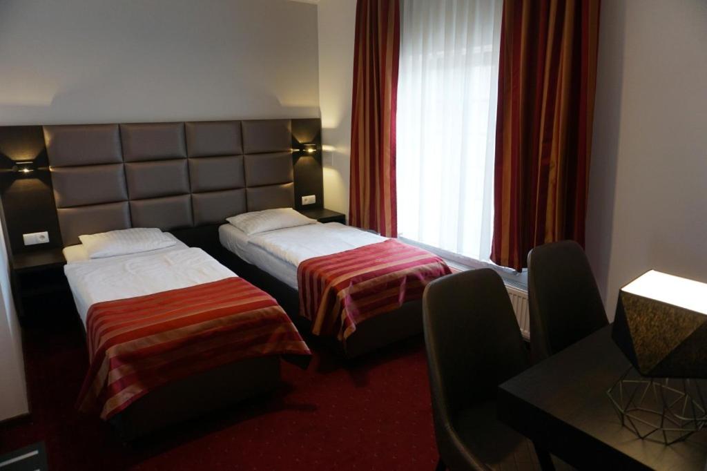 Classic Twin Room photo 1