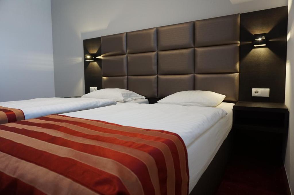 Classic Double Room - Photo 3
