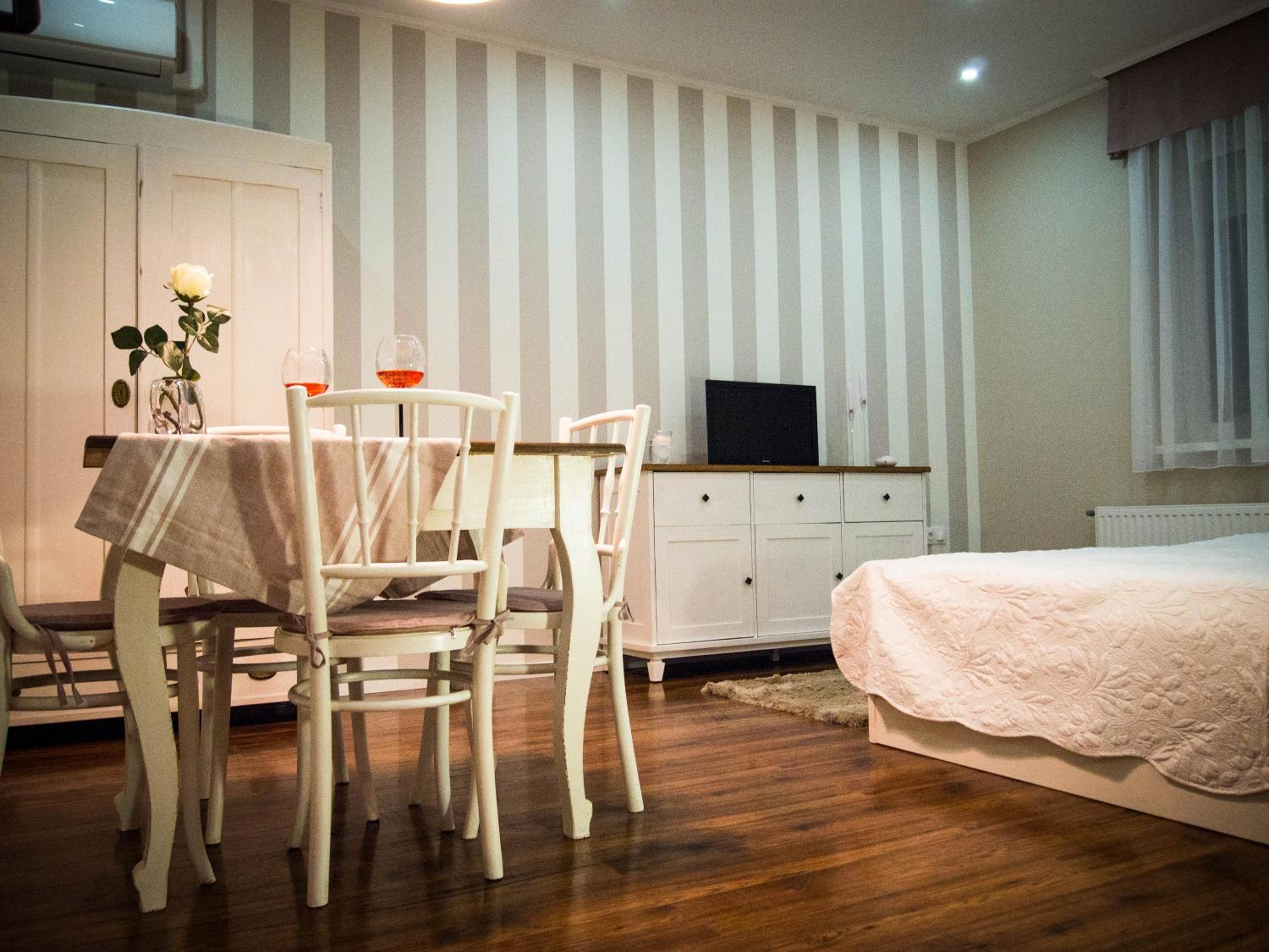 Apartment - Photo 16