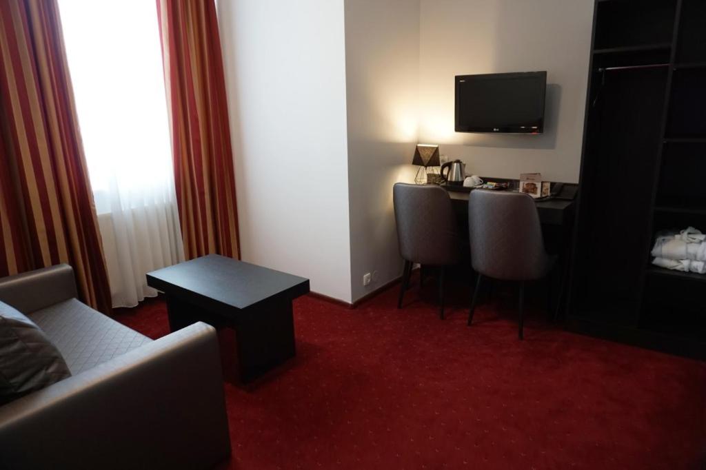 Deluxe Double Room - Photo 1