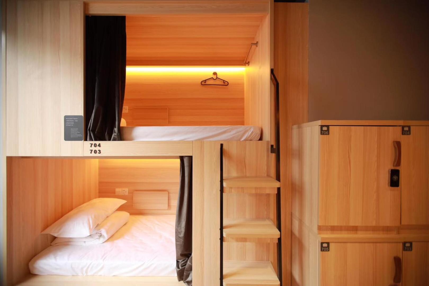 Bed in 4-Bed Female Dormitory Room photo 1