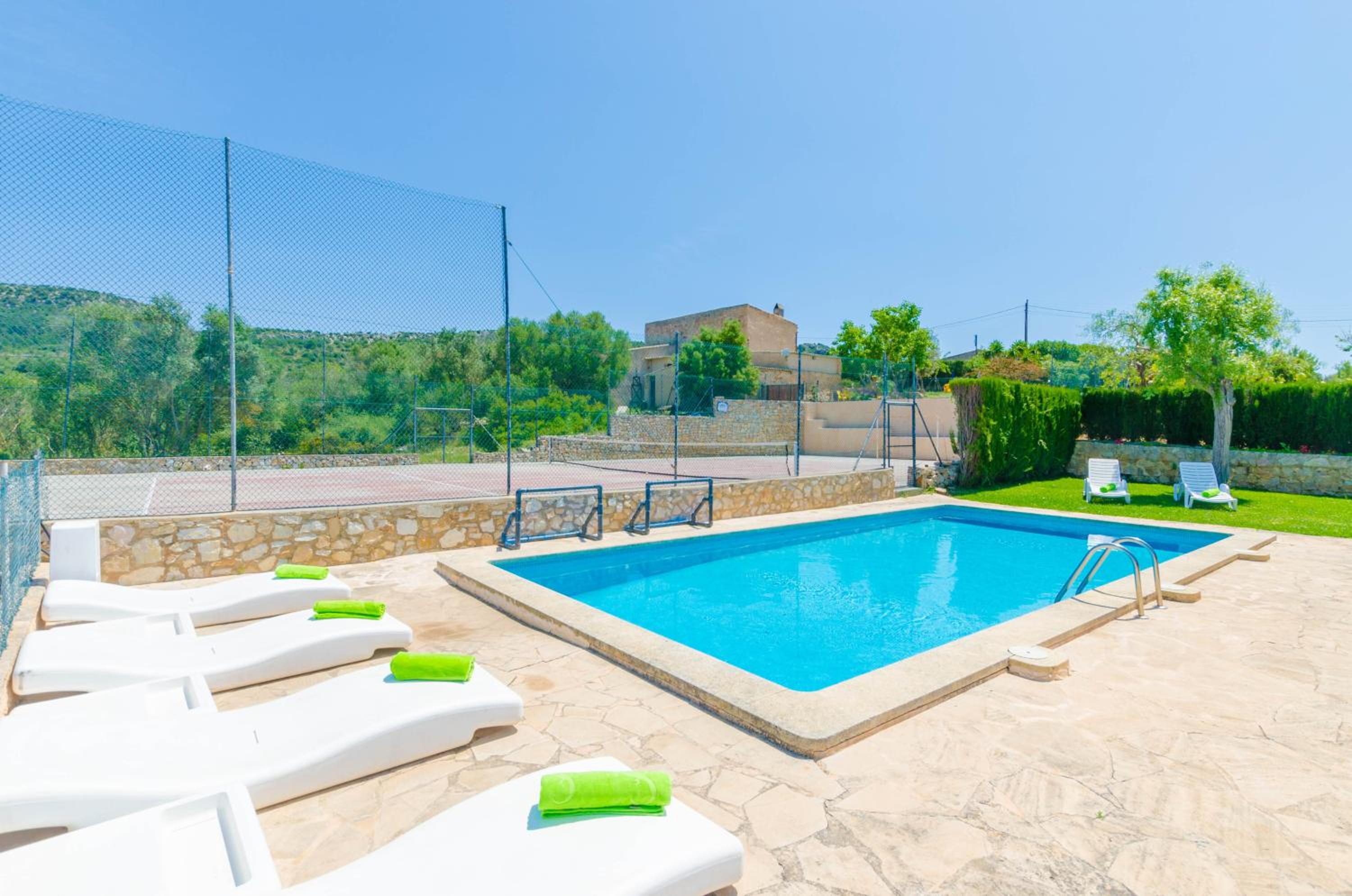 Three-Bedroom Villa photo 1