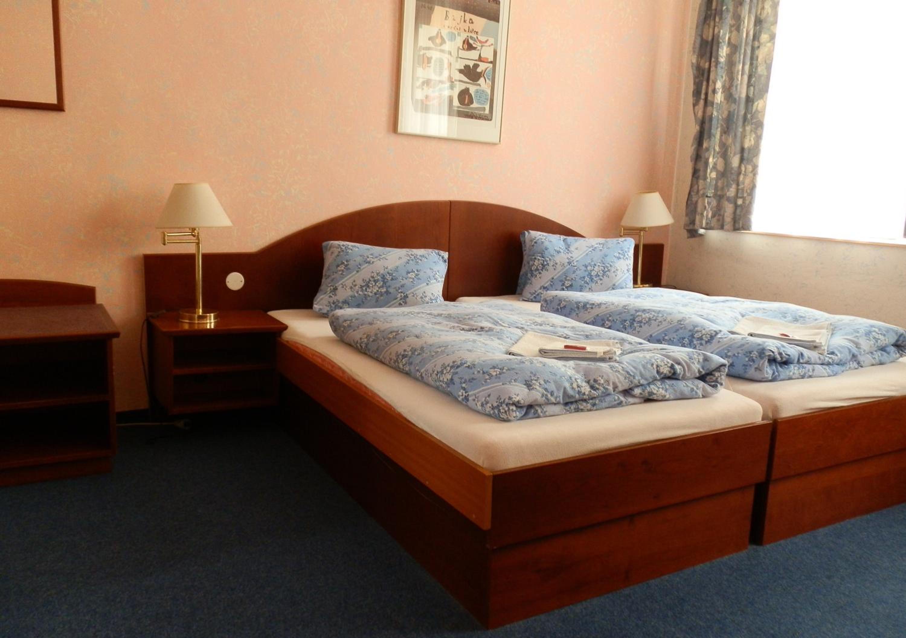Double Room Or Twin Room