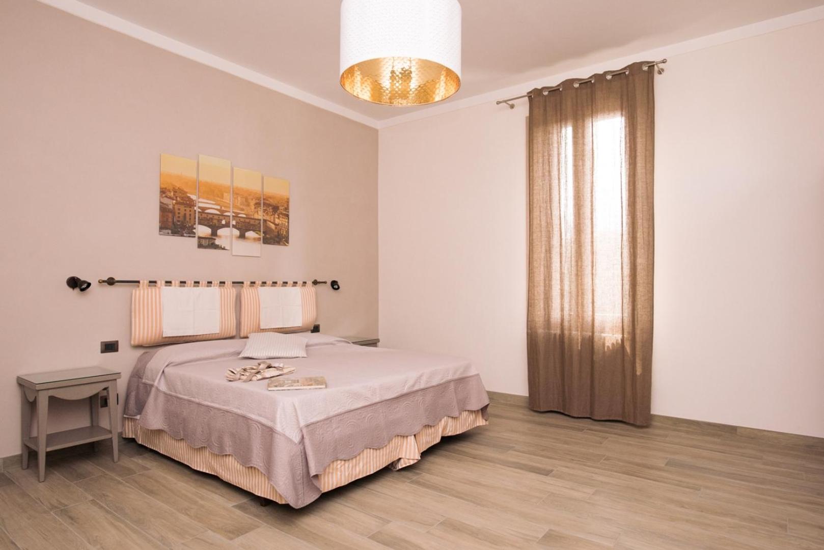 Comfort Quadruple Room with Private External Bathroom photo 1