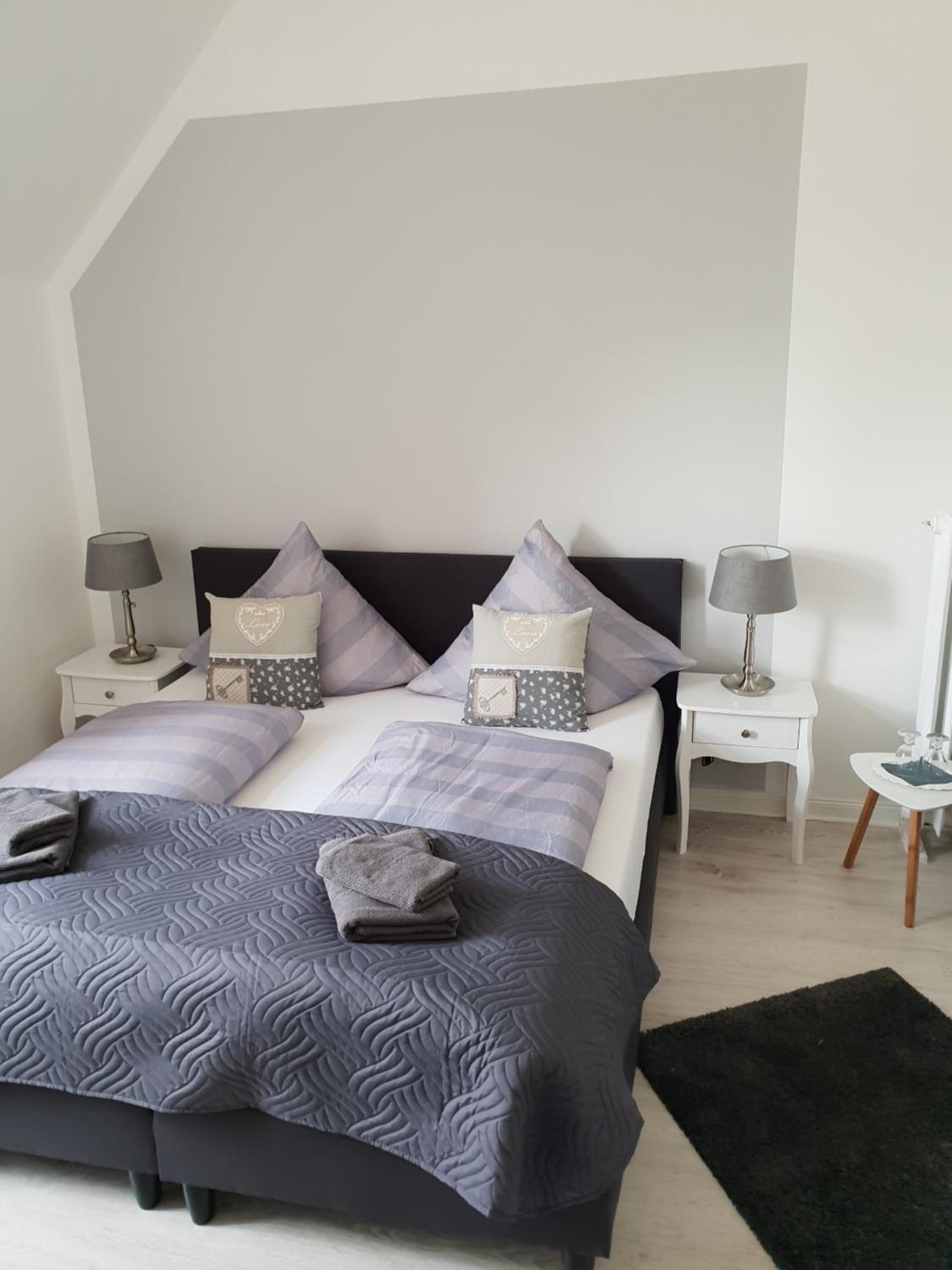 Double Room - Photo 5