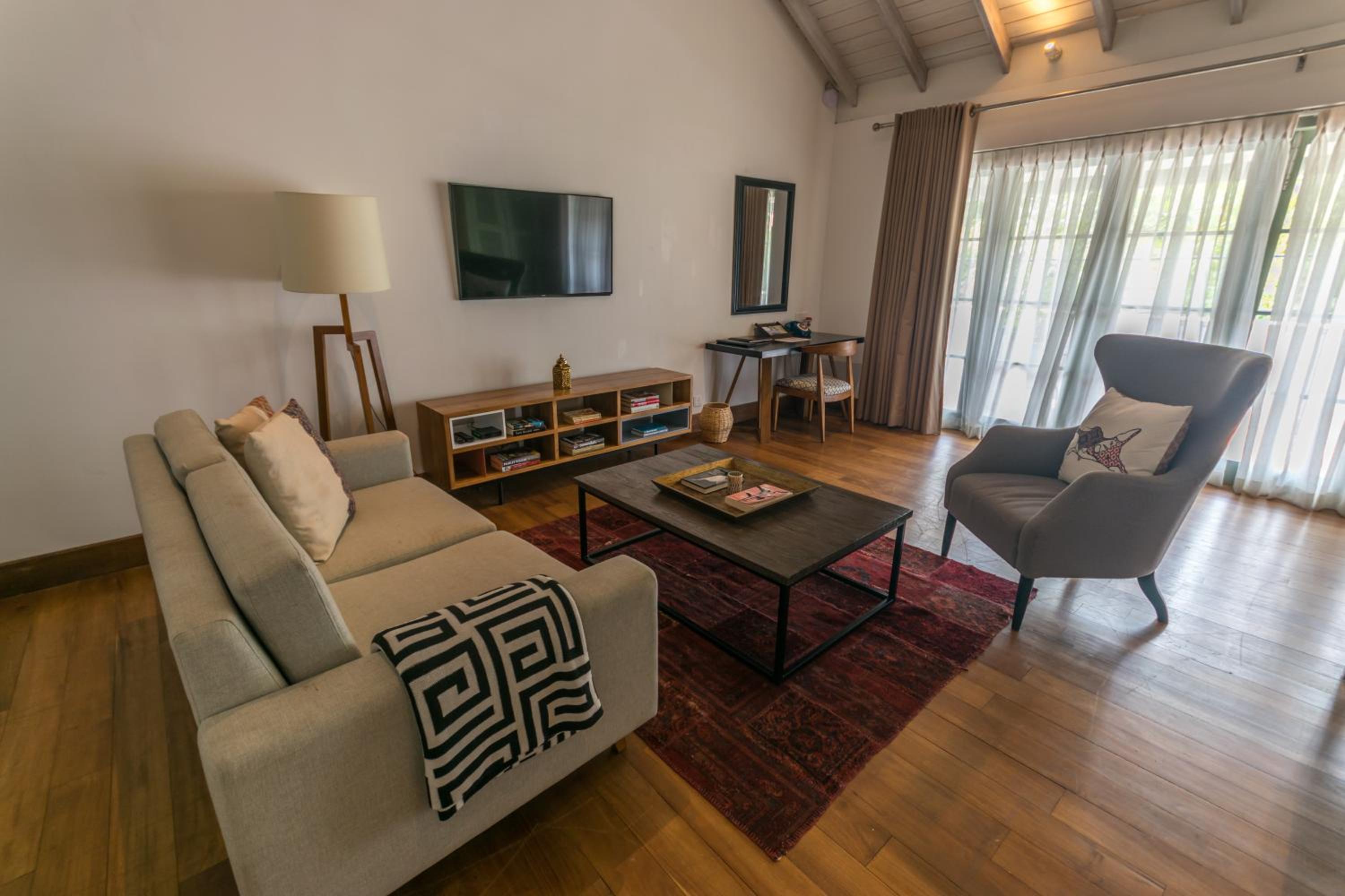 Upper Family Suite photo 3