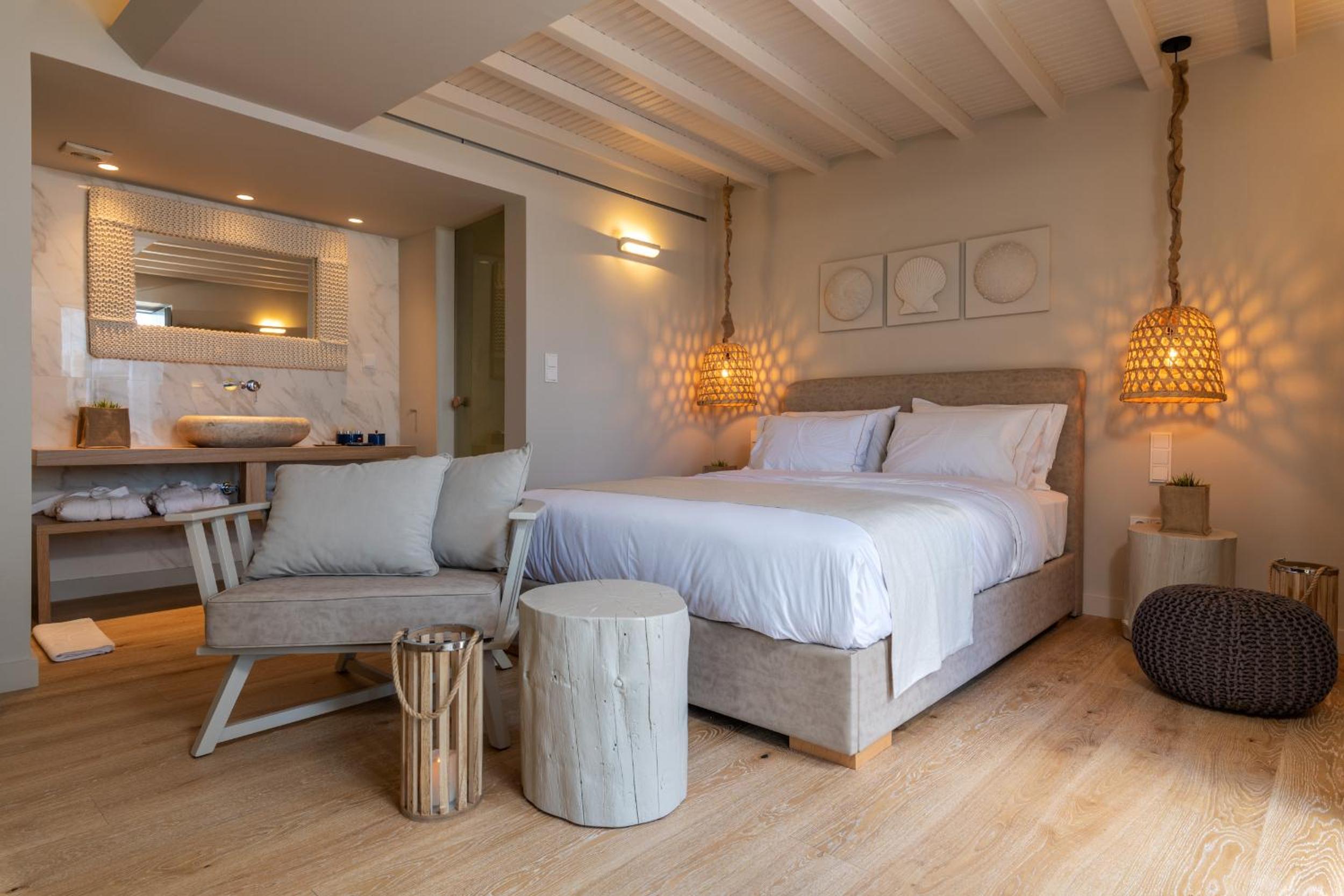 Superior Suite with Garden View photo 2