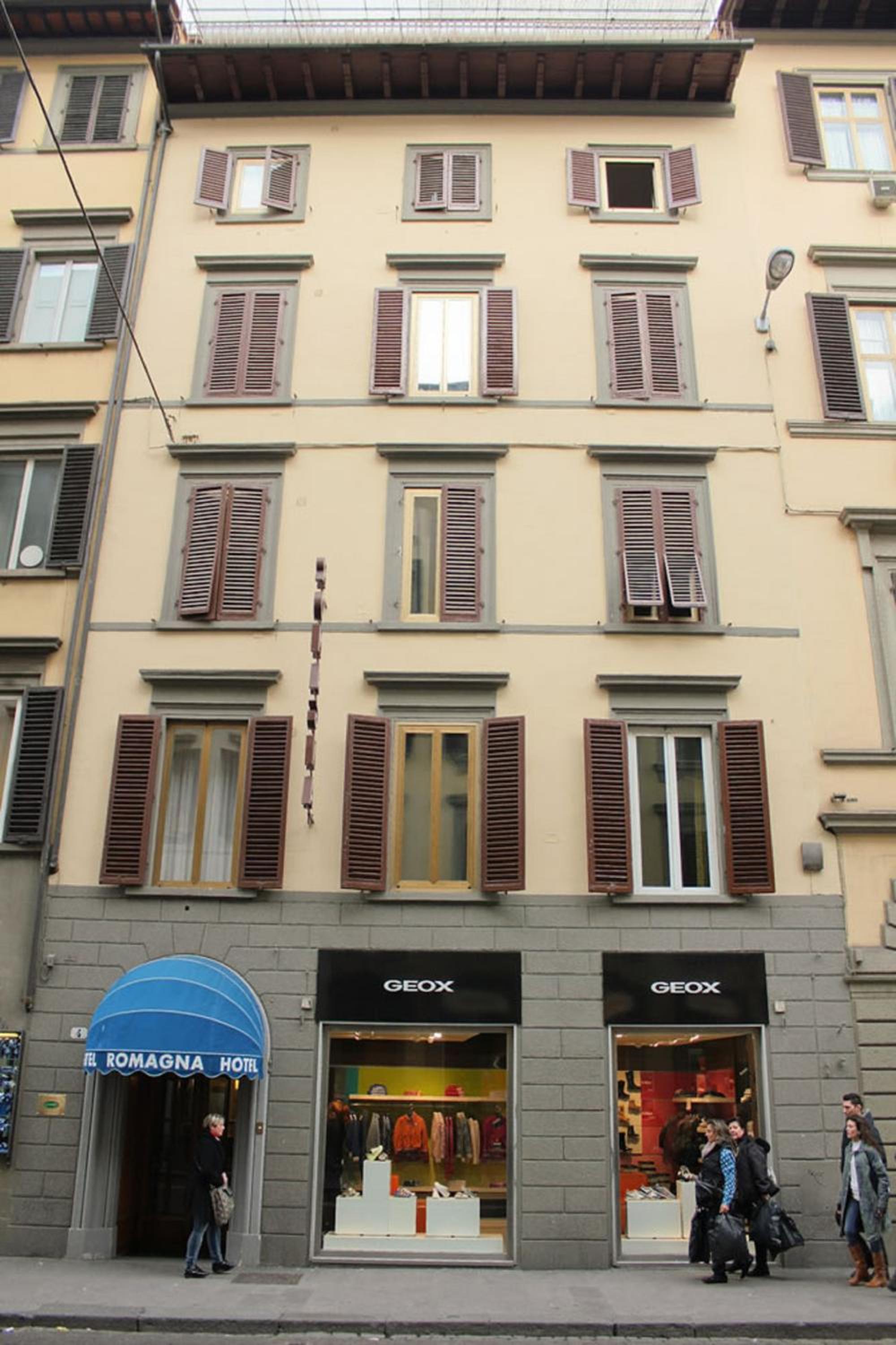 Single Room photo 2