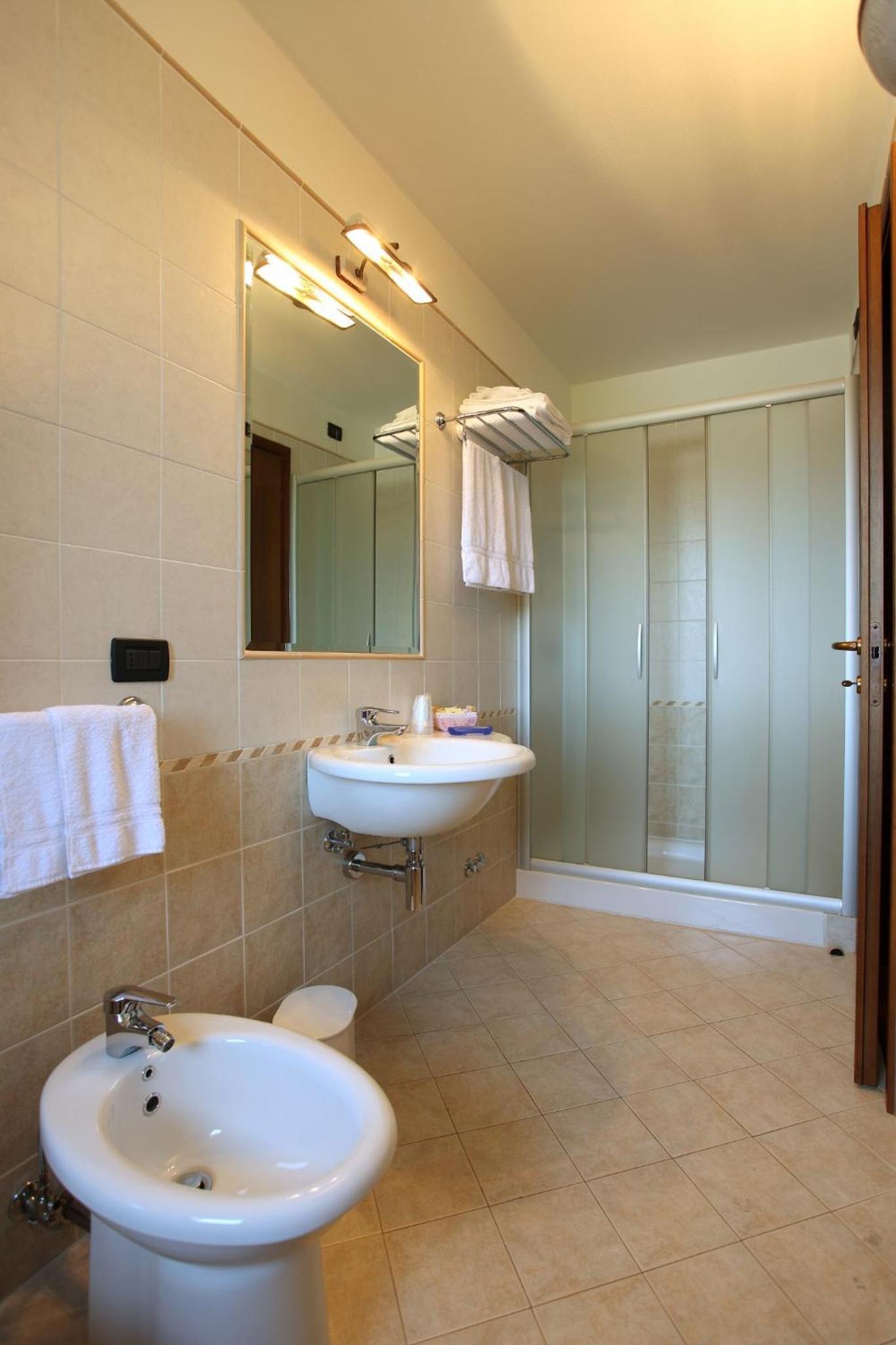 Twin Room photo 2
