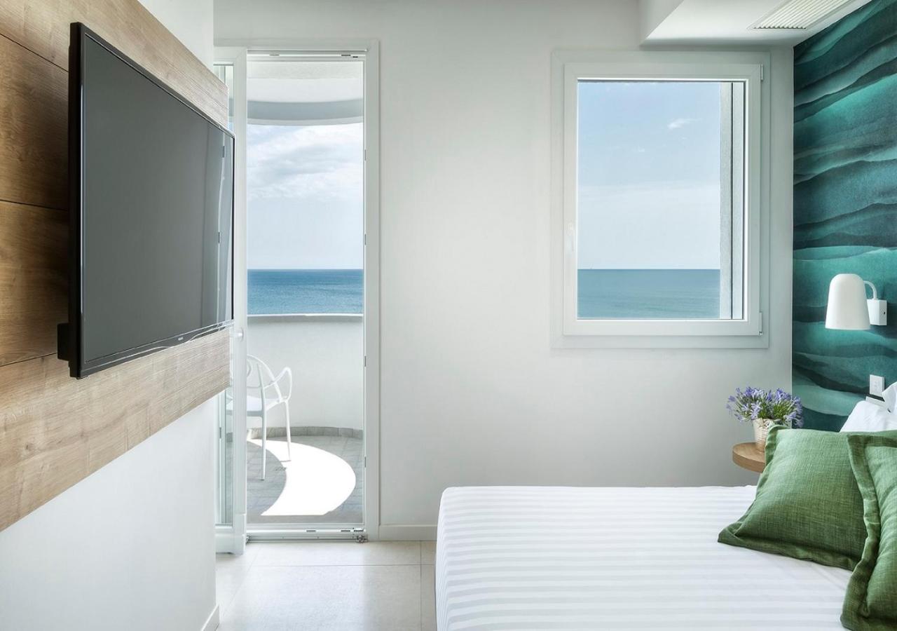 Suite Sea Front photo 3