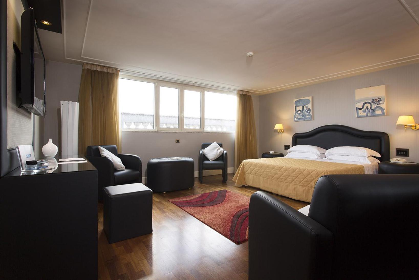 Suite - Photo 7