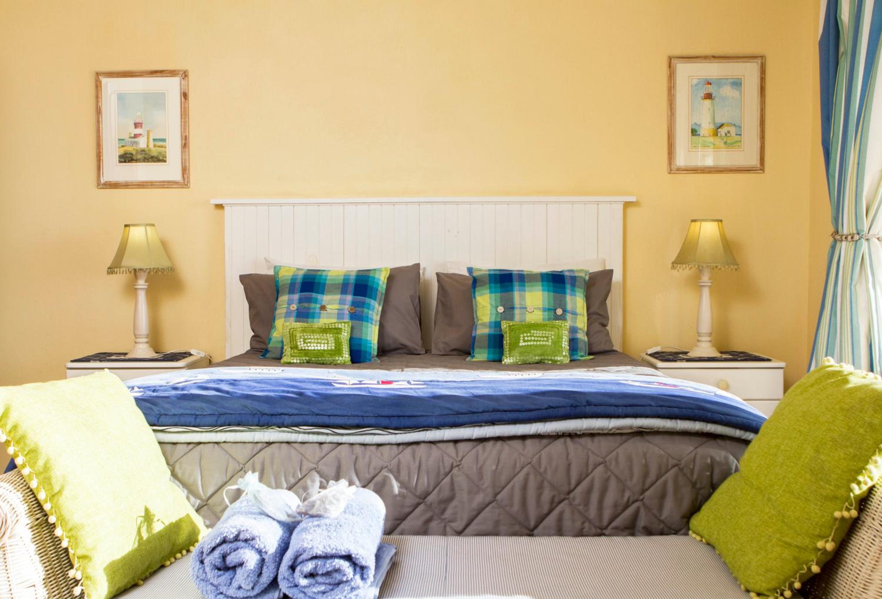 Standard Twin Room with Sea View photo 3