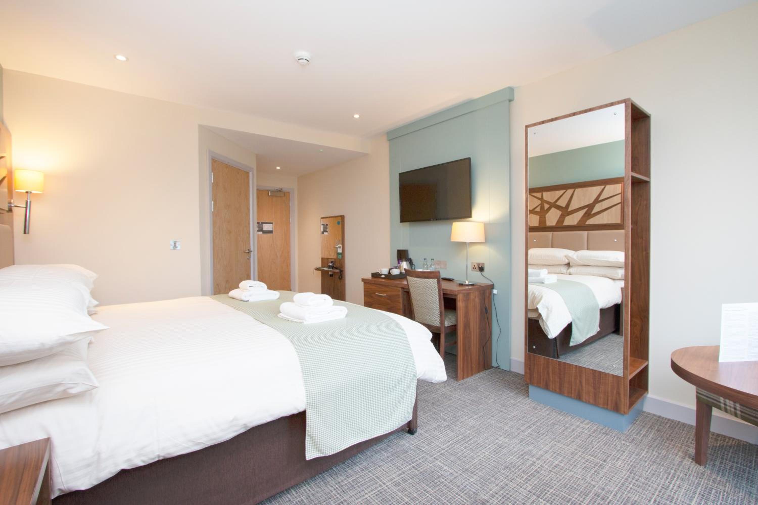 Superior King Room - Photo 1