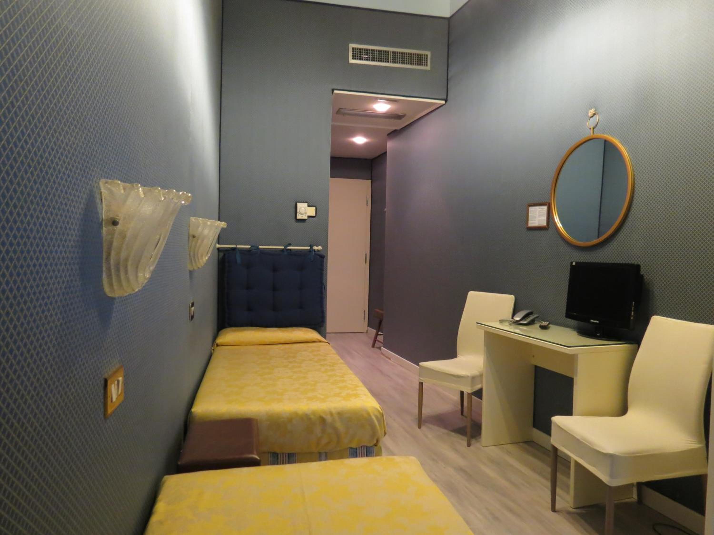 Twin Room photo 1