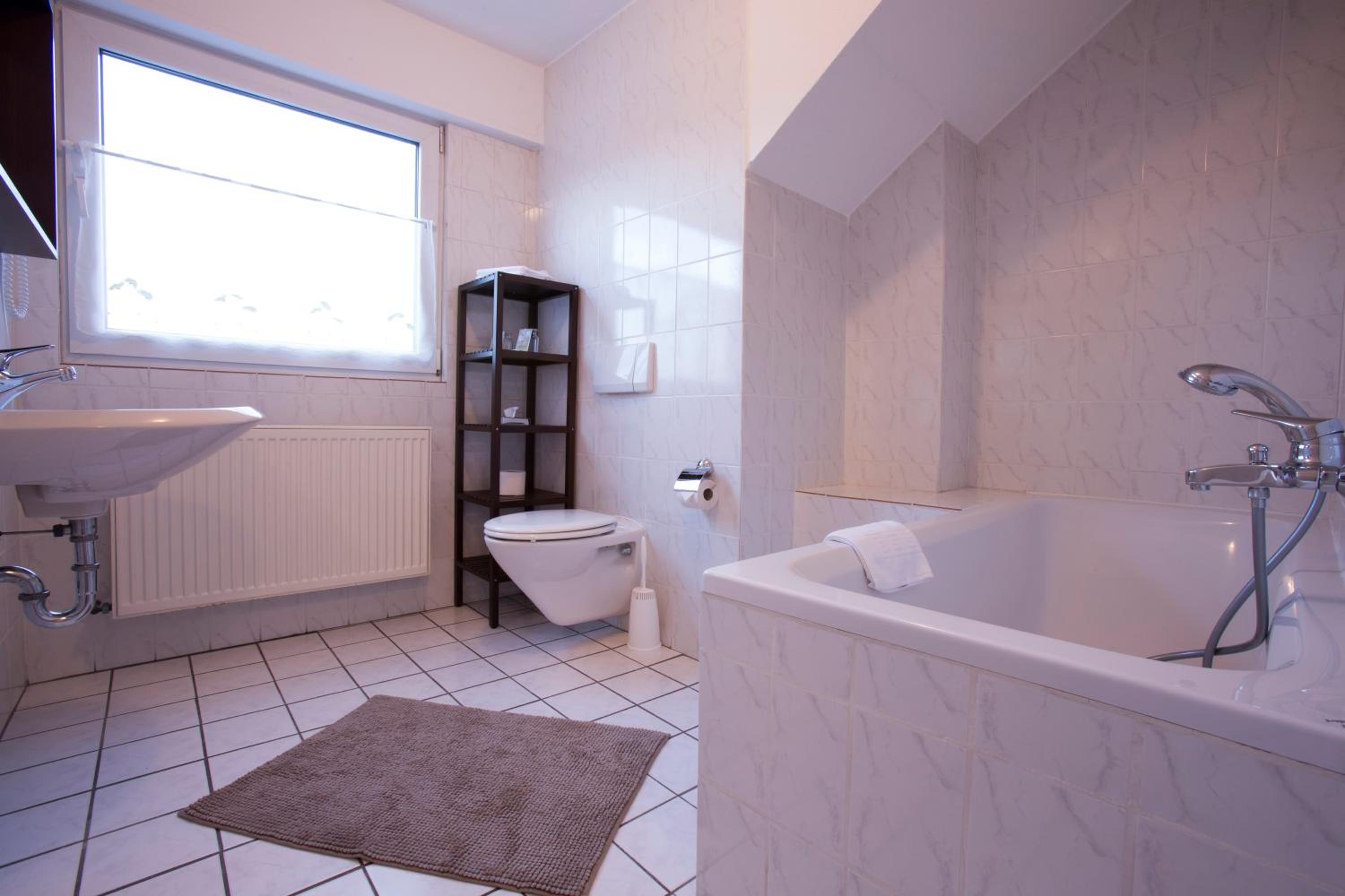 Double Room - Photo 4