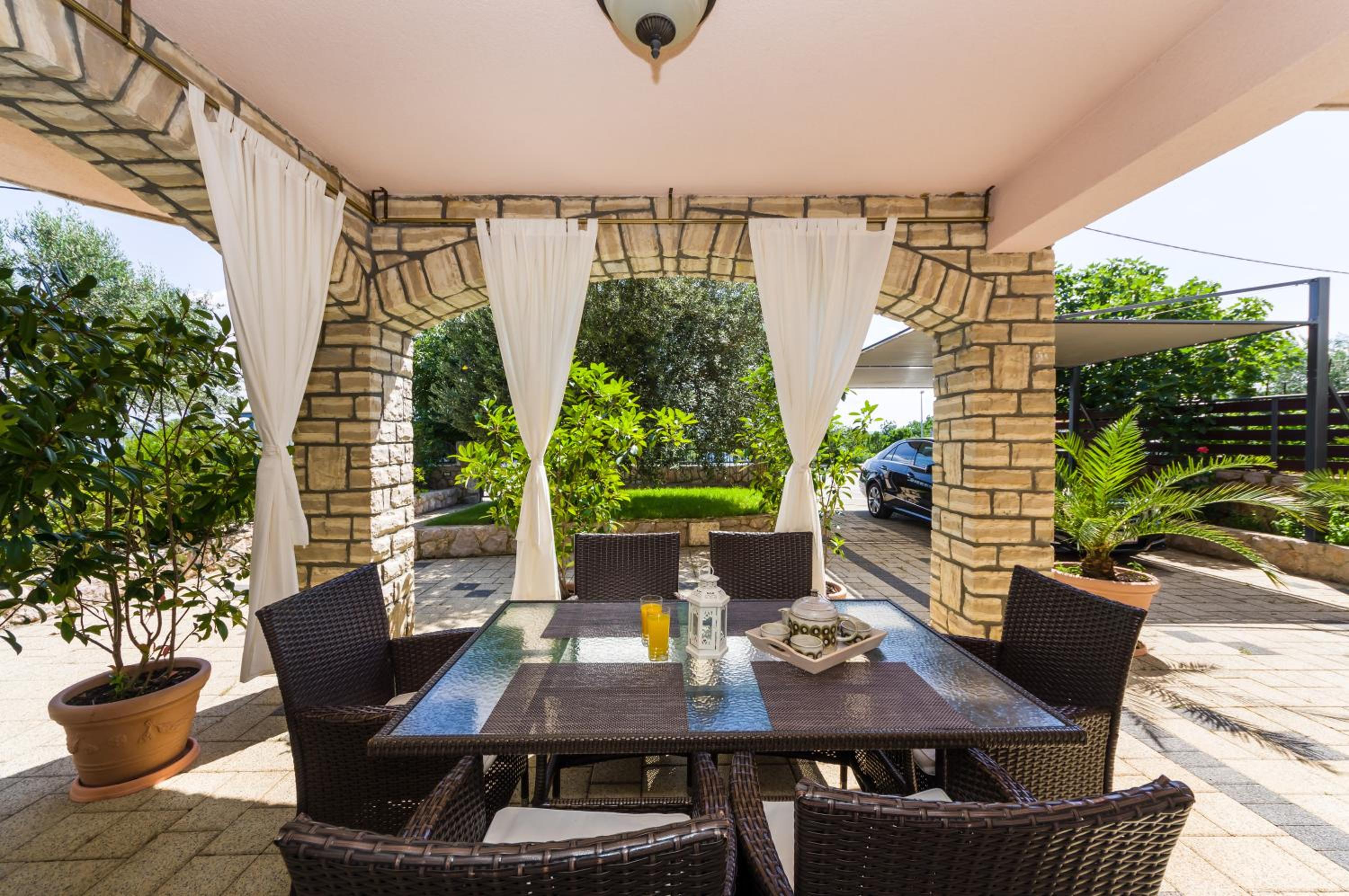 Two-Bedroom Apartment With Balcony photo 3