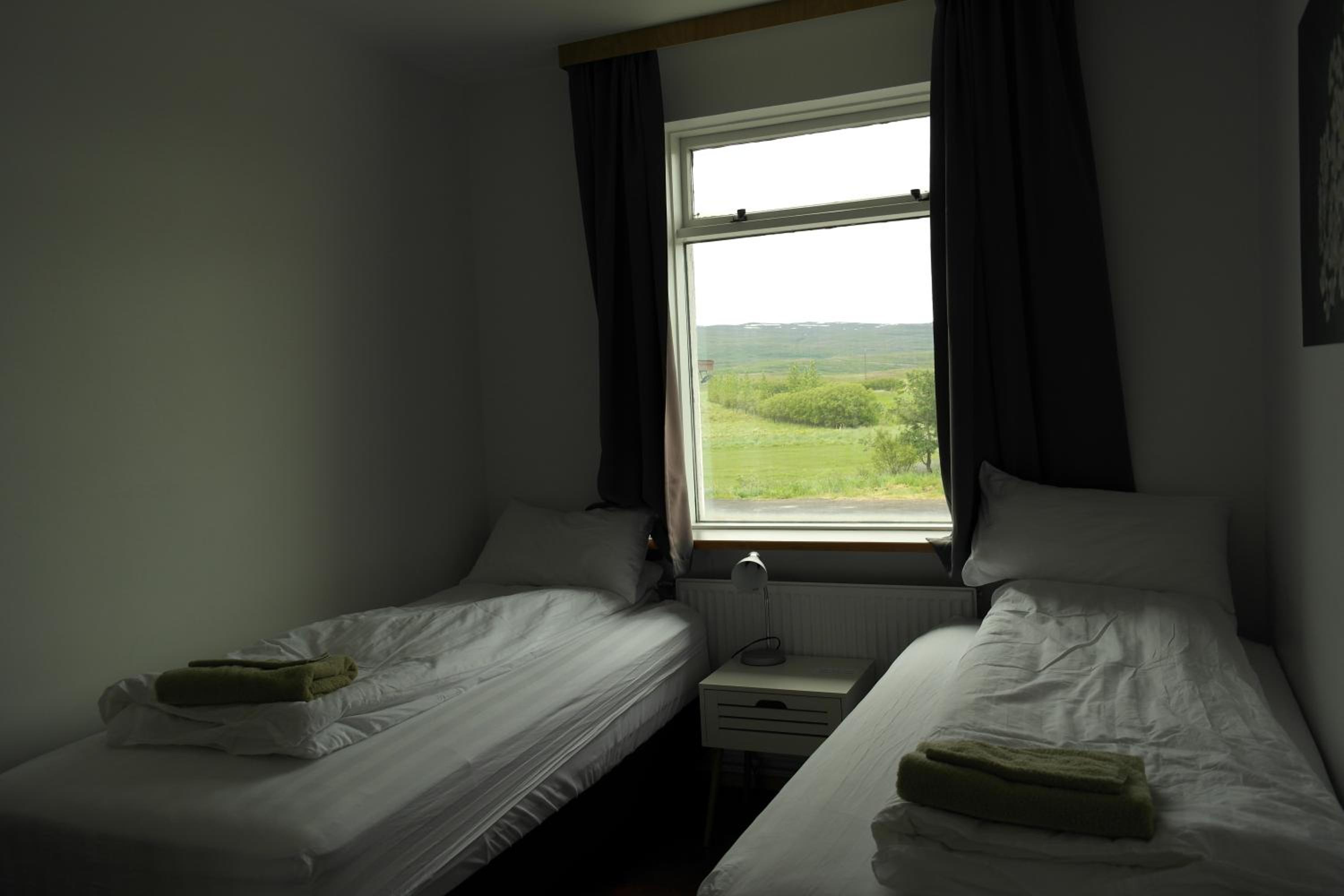 Small Double Room with Shared Bathroom photo 2