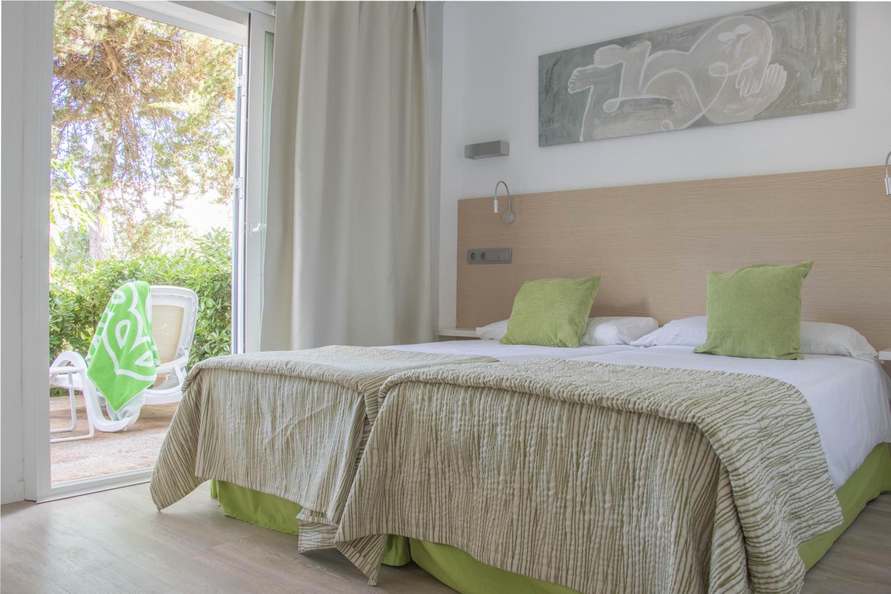 Two-Bedroom Apartment - Photo 10
