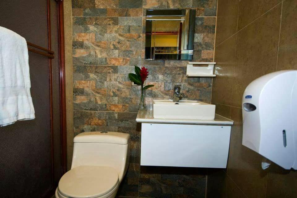 King Suite with Balcony photo 2