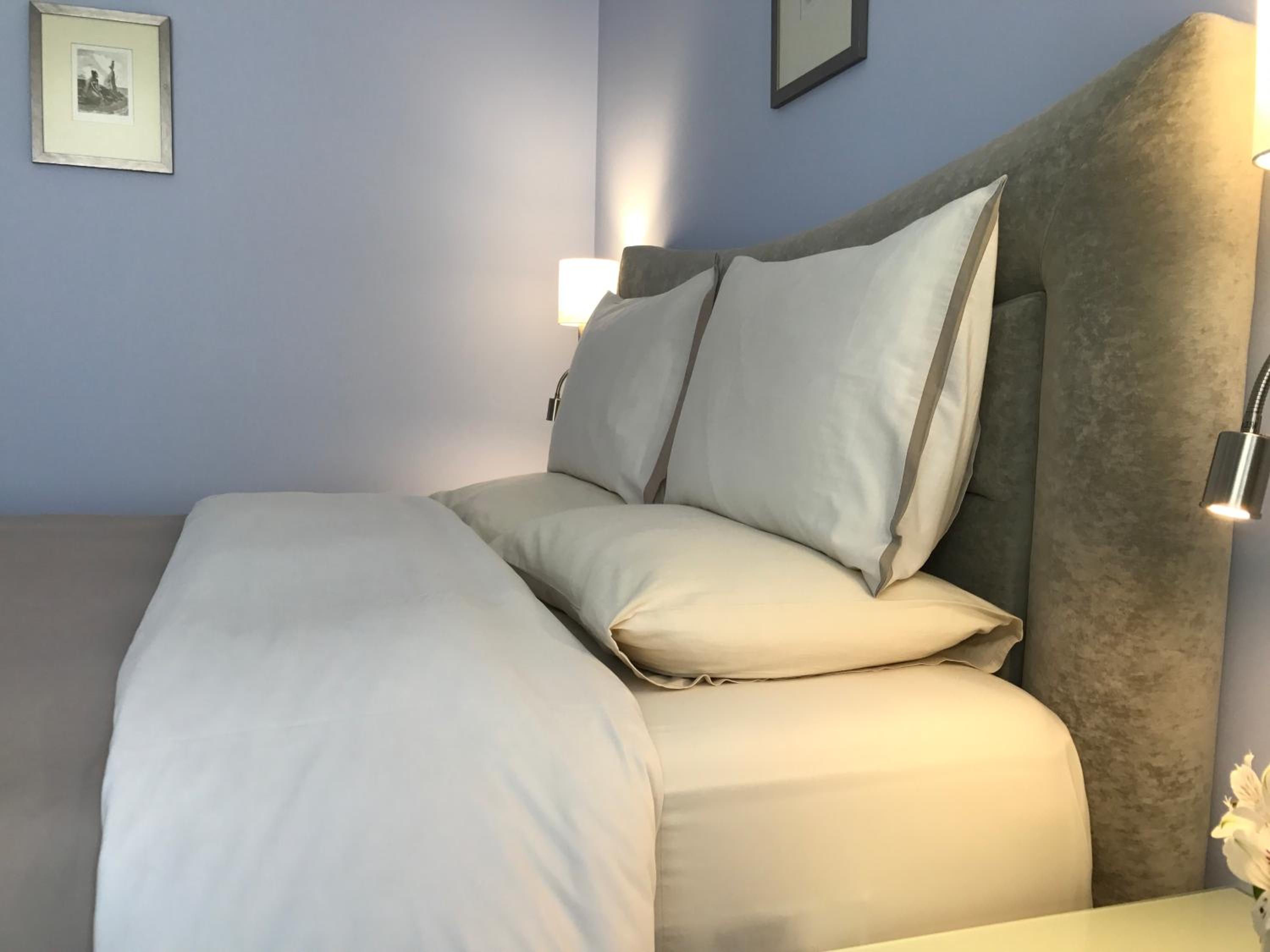 Smart Double Room with Mountain View - Photo 3