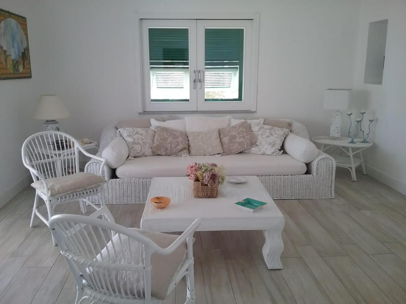 Villa - Beach Front
