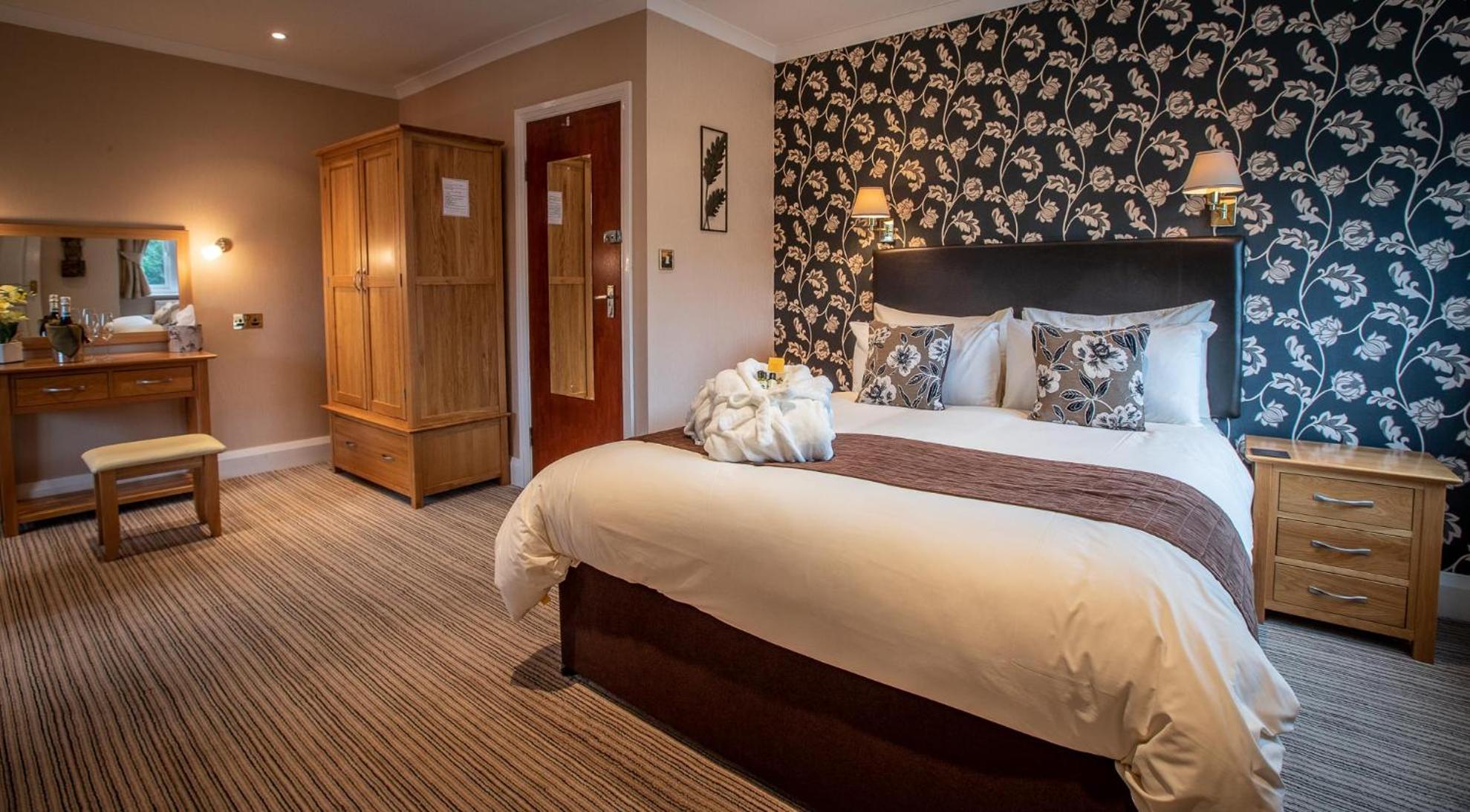 Superior King Room