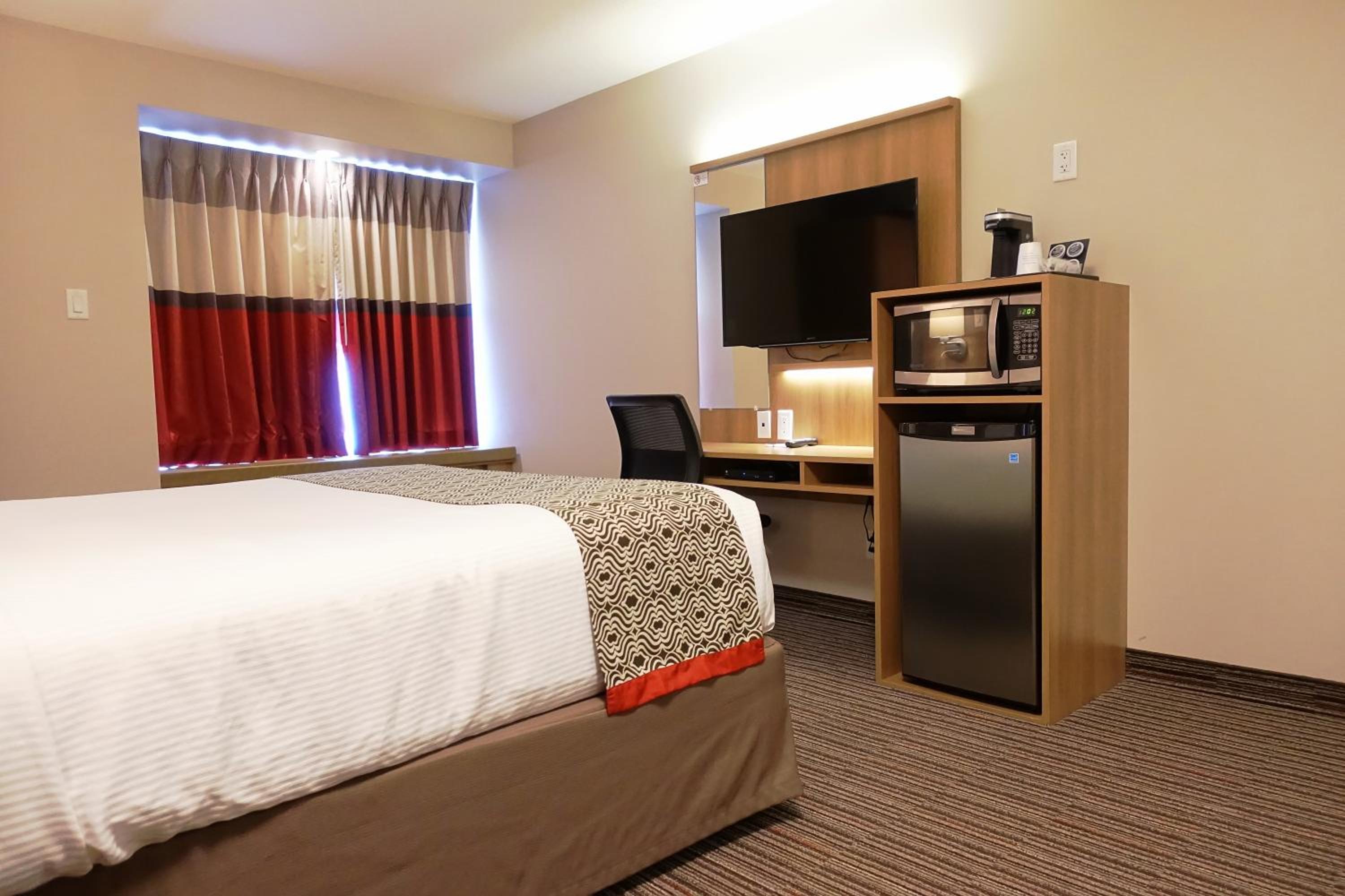 Microtel Casselman, Bild 3