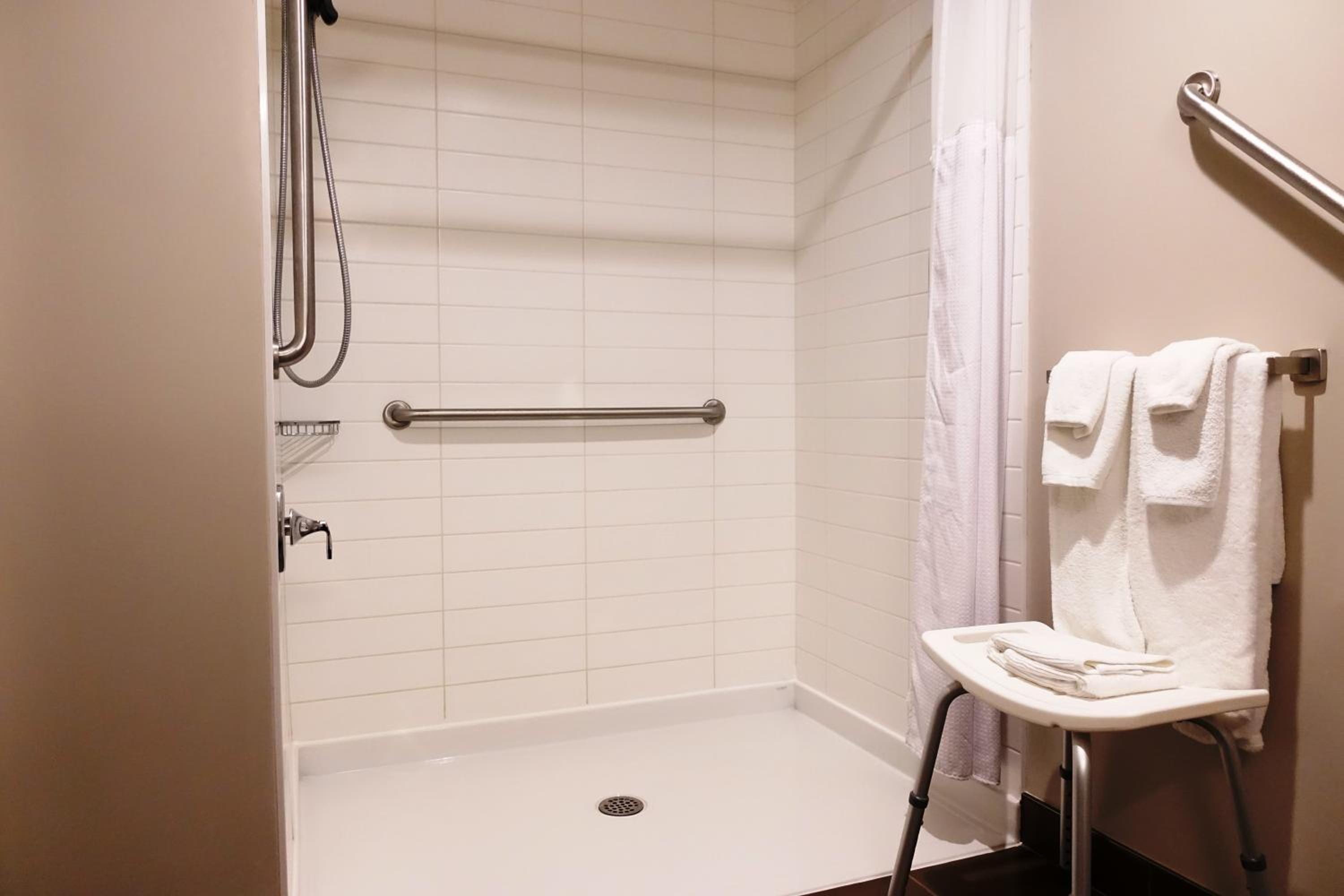 Microtel Casselman, Bild 4