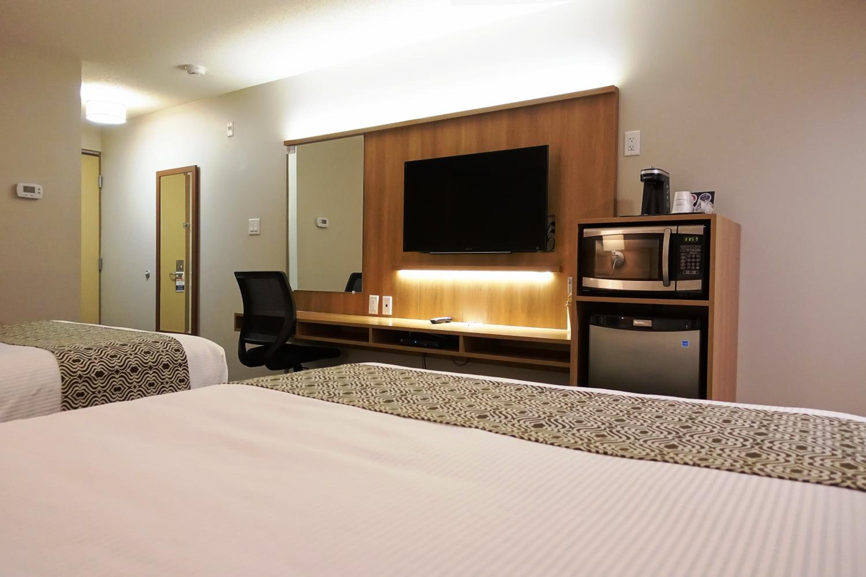 Queen Room with Two Queen Beds - Non-Smoking