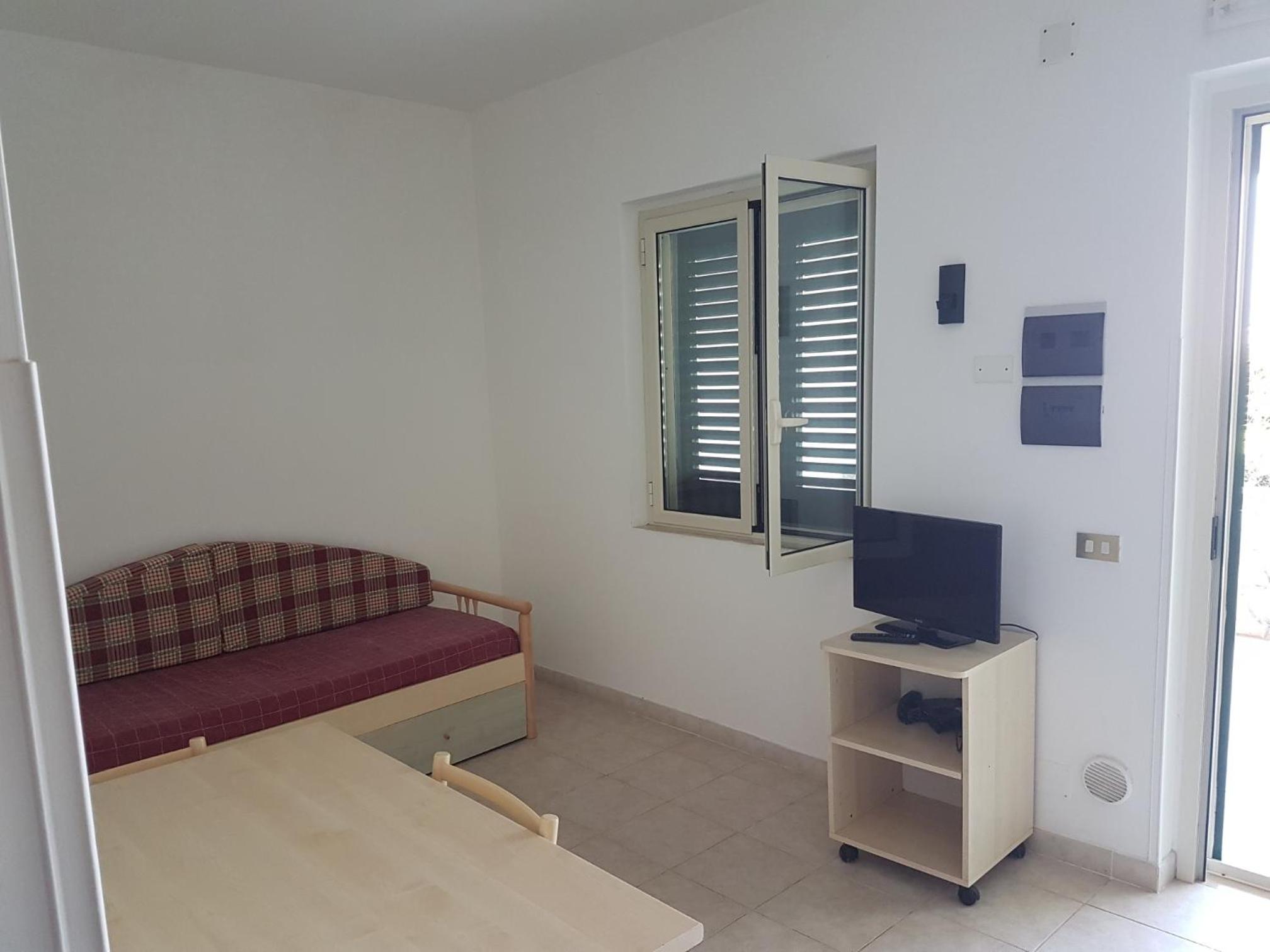 One-Bedroom Bungalow