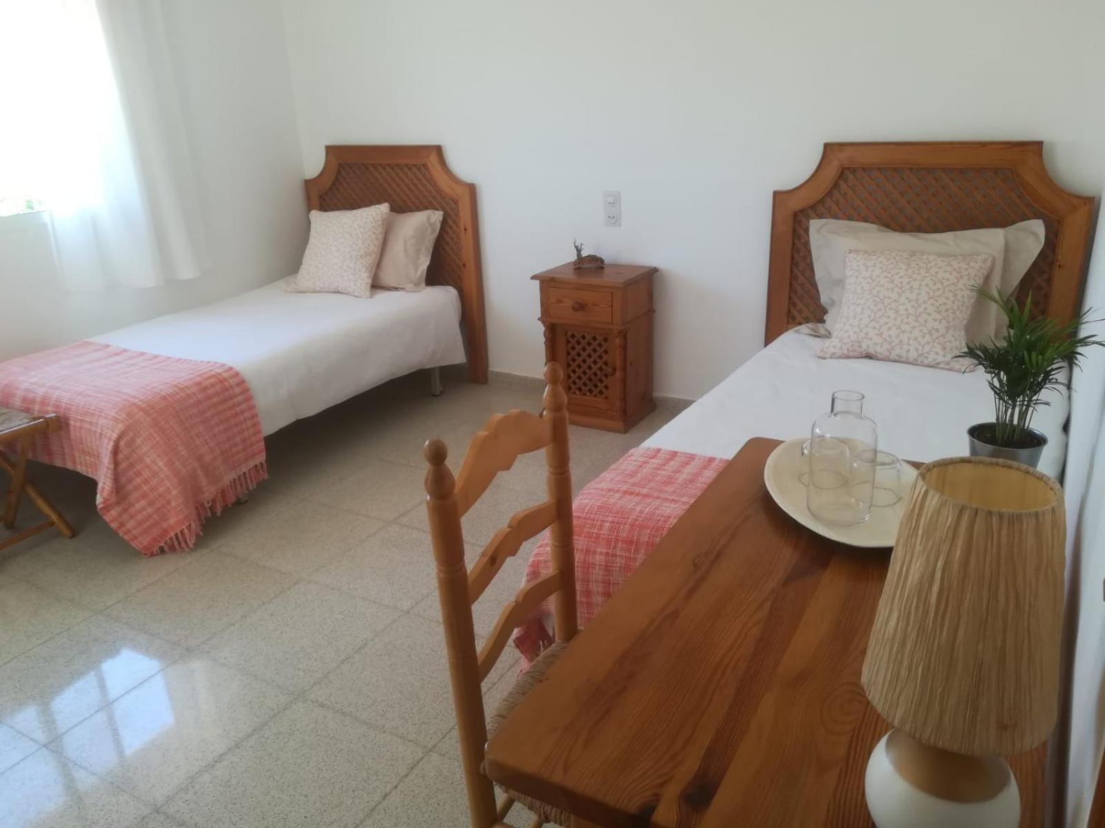 Habitación doble con baño compartido