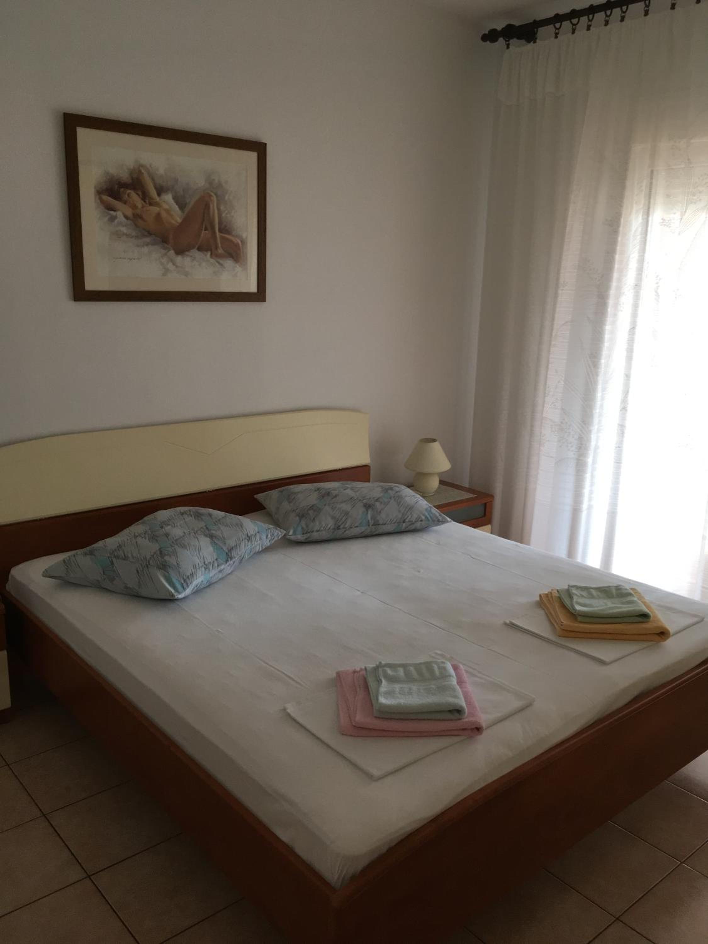 Studio Apartment with Terrace