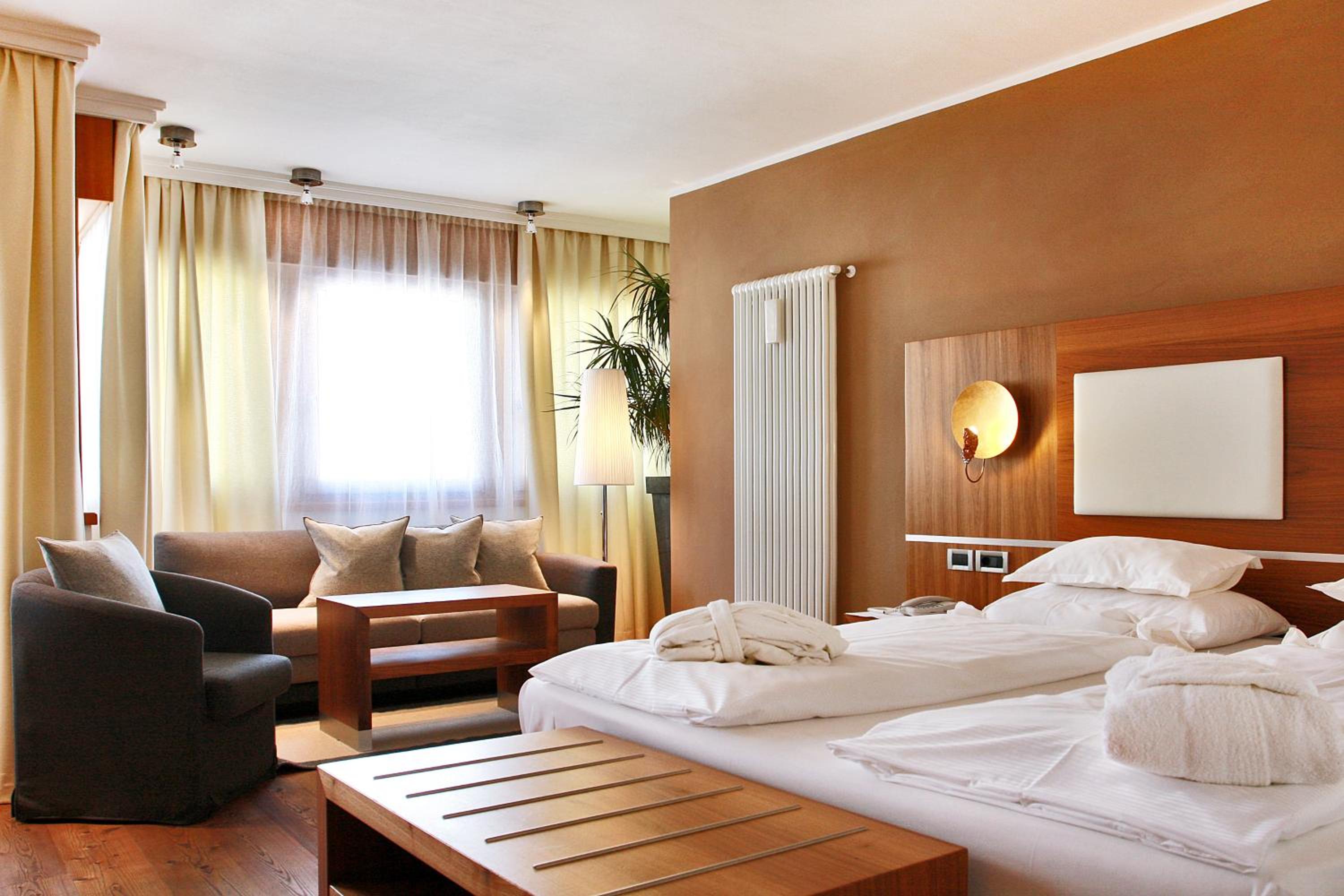Junior Suite - No Pets Allowed - Photo 10