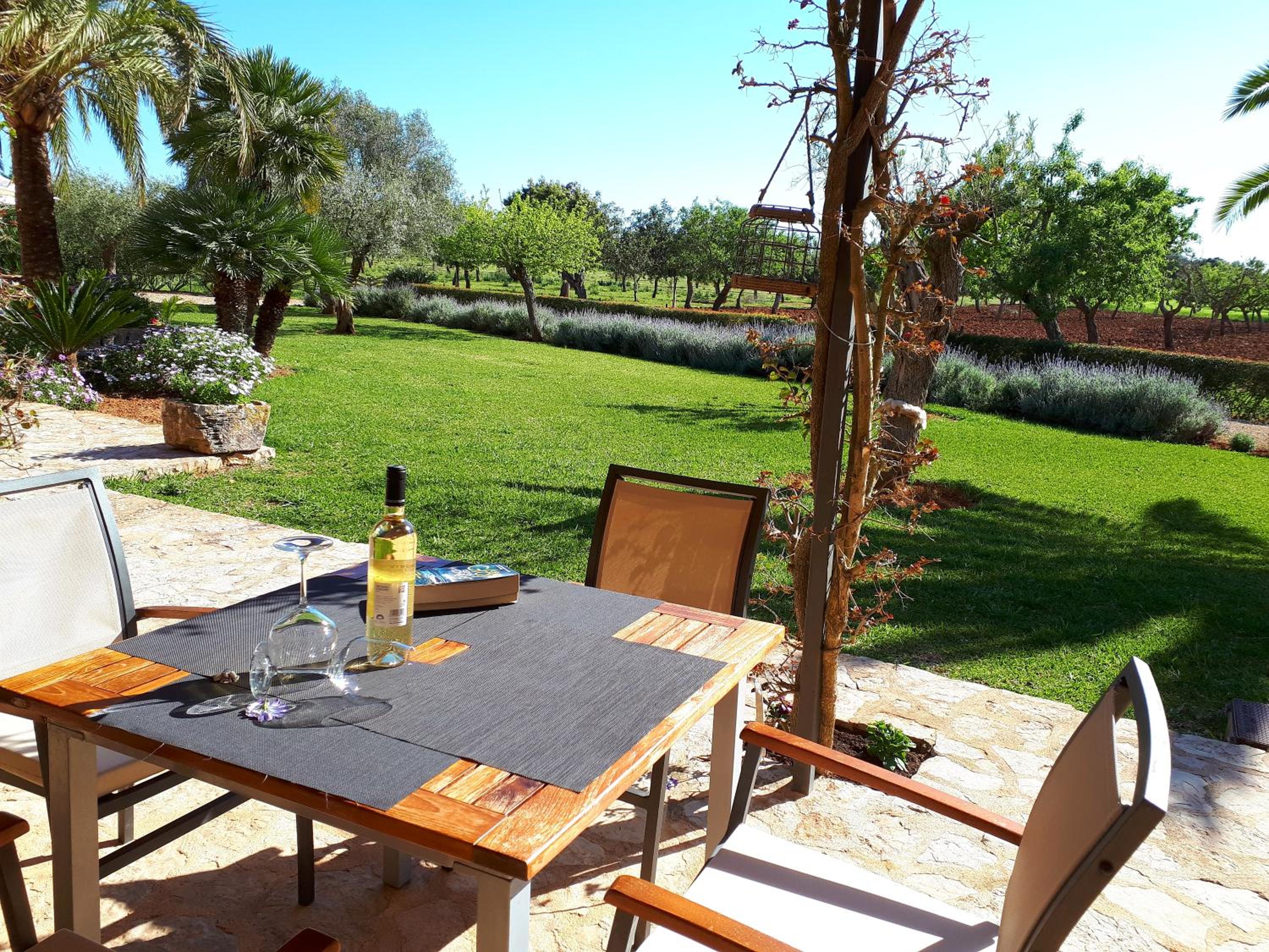 Bungalow with Garden View photo 3